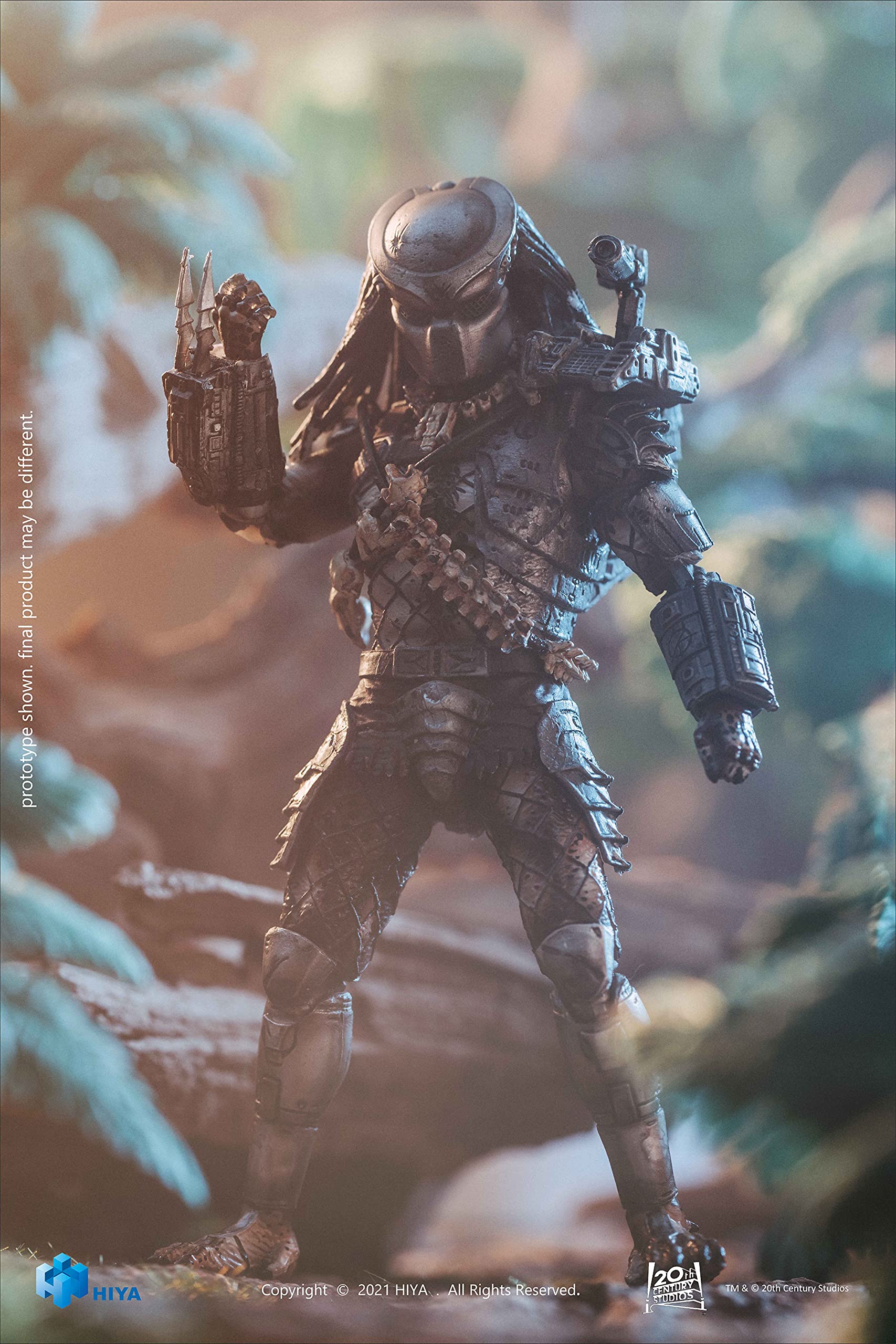 Hiya Toys Predator: Jungle Predator (Version 2) 1:18 Scale Collectible Action Figure with Articulation & Accessories - Perfect for Display, Toy Photography, and Action Figure Collectors