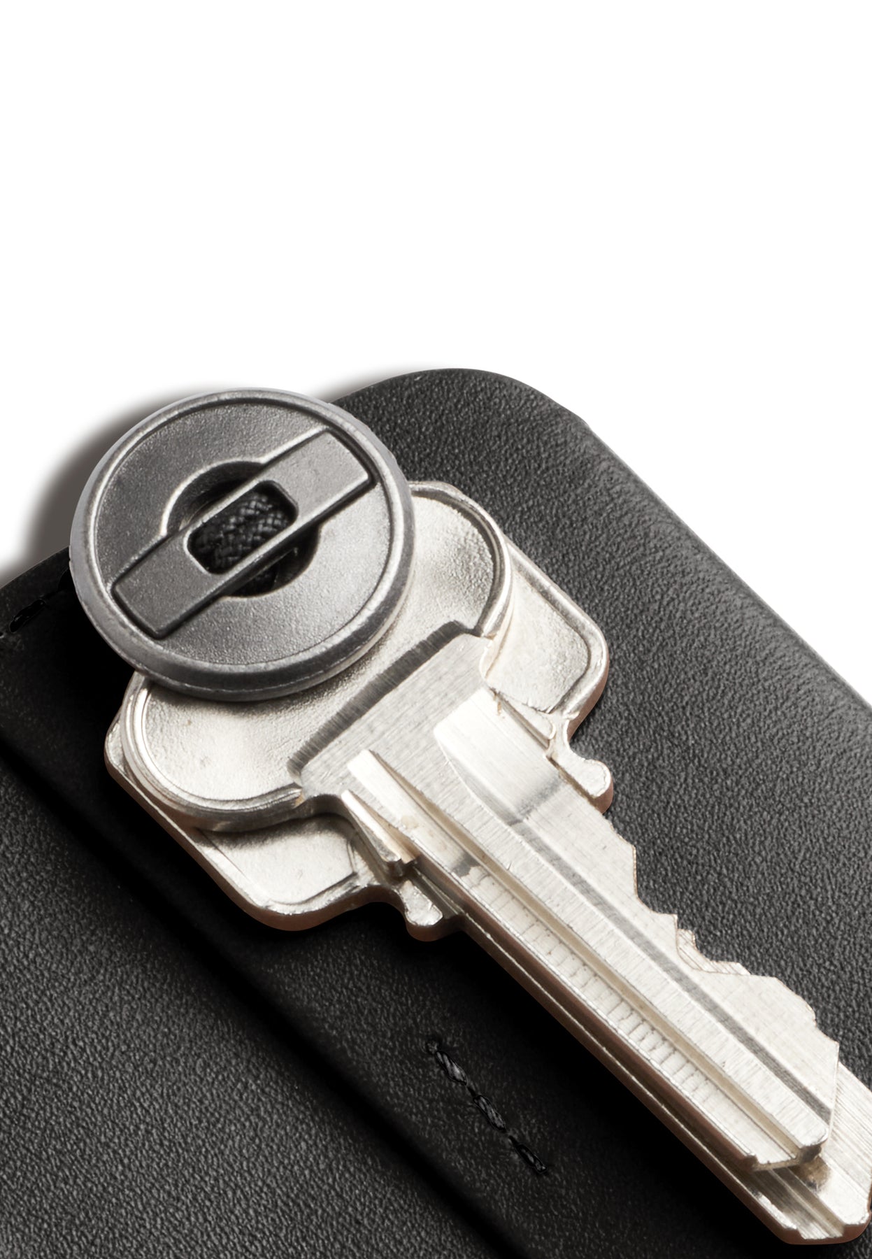 Bellroy Key Cover Third Edition - Premium Leather Key Holder for Keys & Keychains - Perfect for Home, Office & Travel Organization