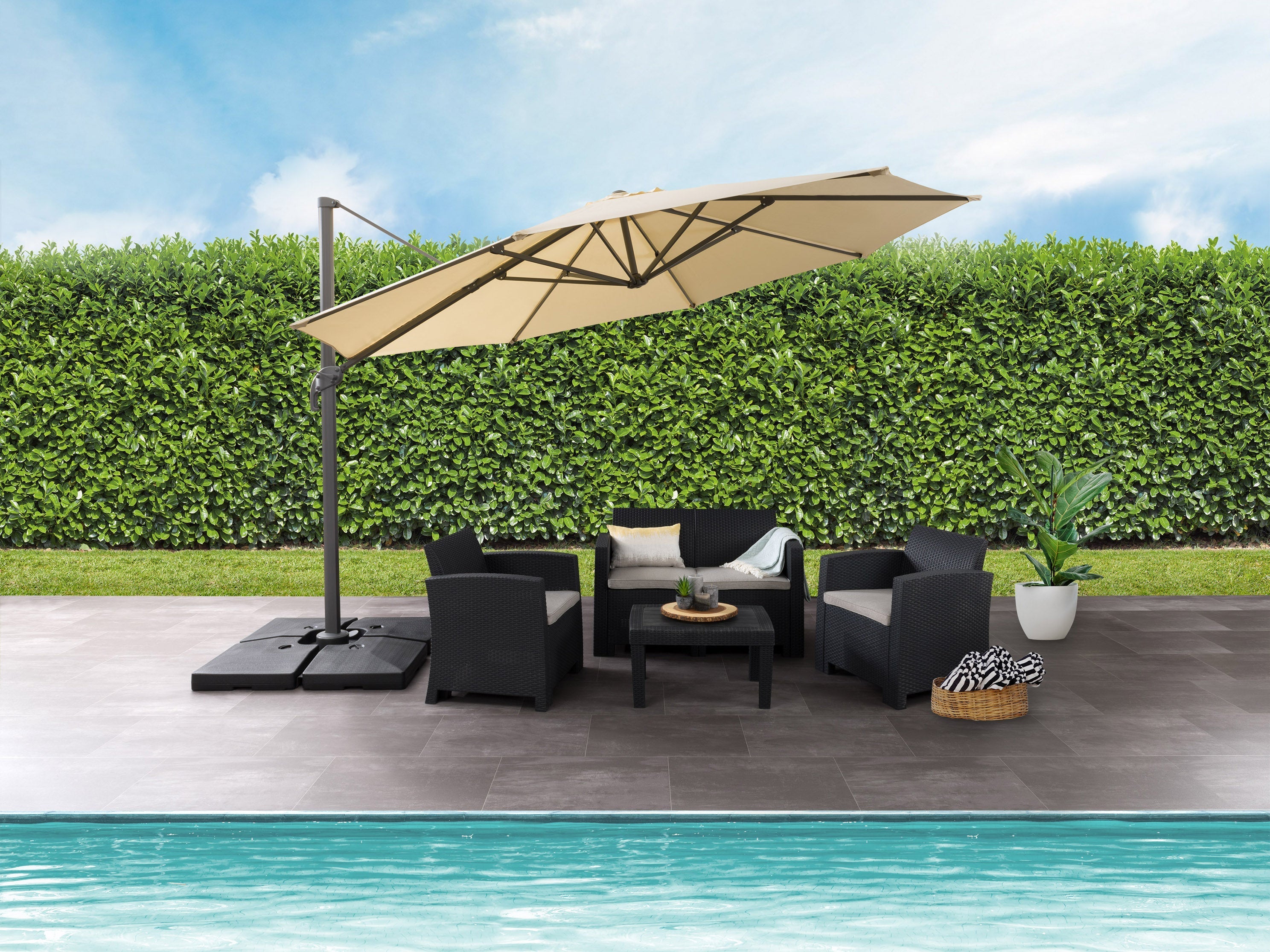 11.5ft Deluxe Offset Patio Umbrella in Warm White - Perfect for Poolside, Backyard, and Outdoor Dining Areas