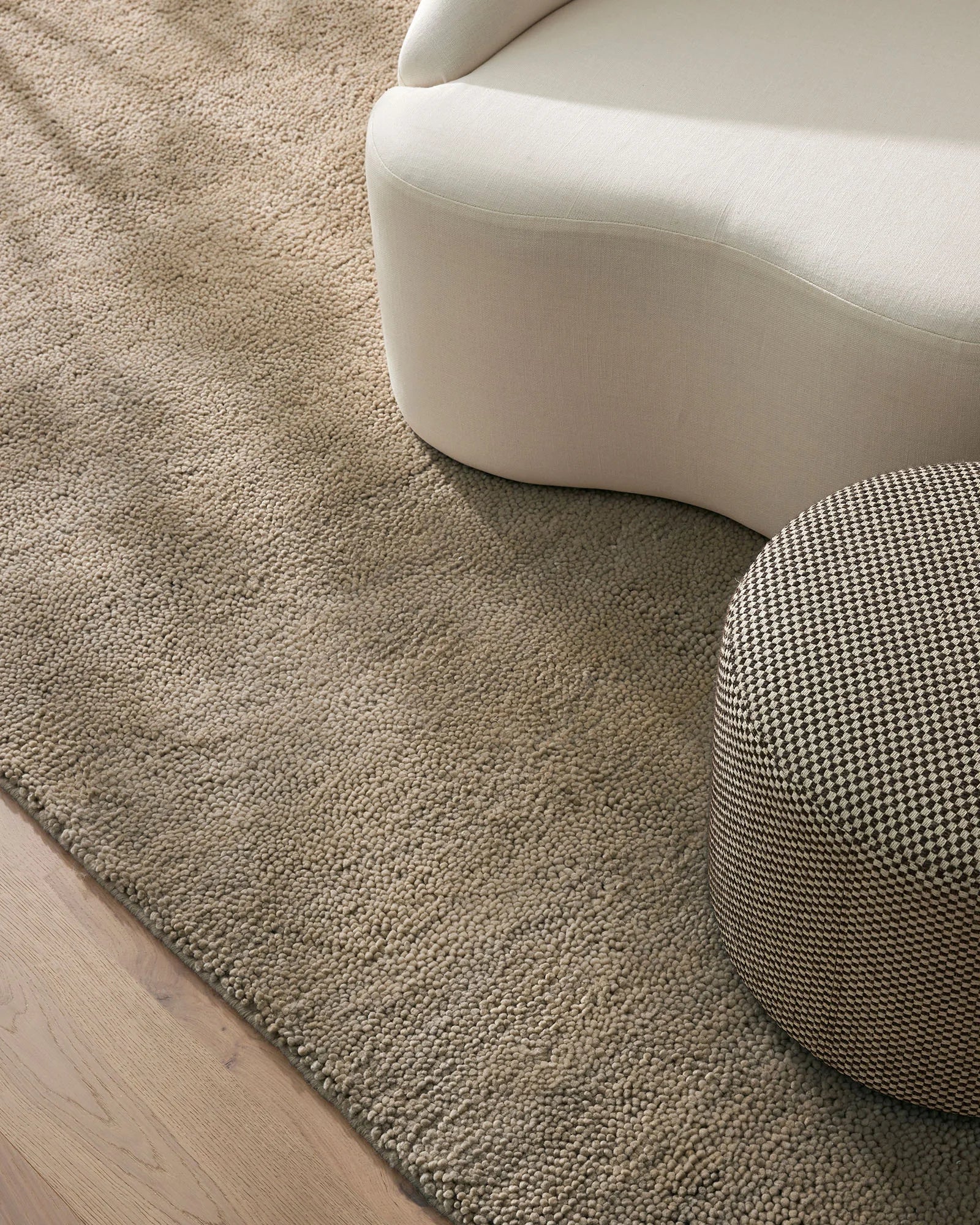 Valencia Cloud Rug - Soft & Luxurious Shaggy Area Rug for Living Room, Bedroom, or Nursery - Perfect for Cozy Home Decor