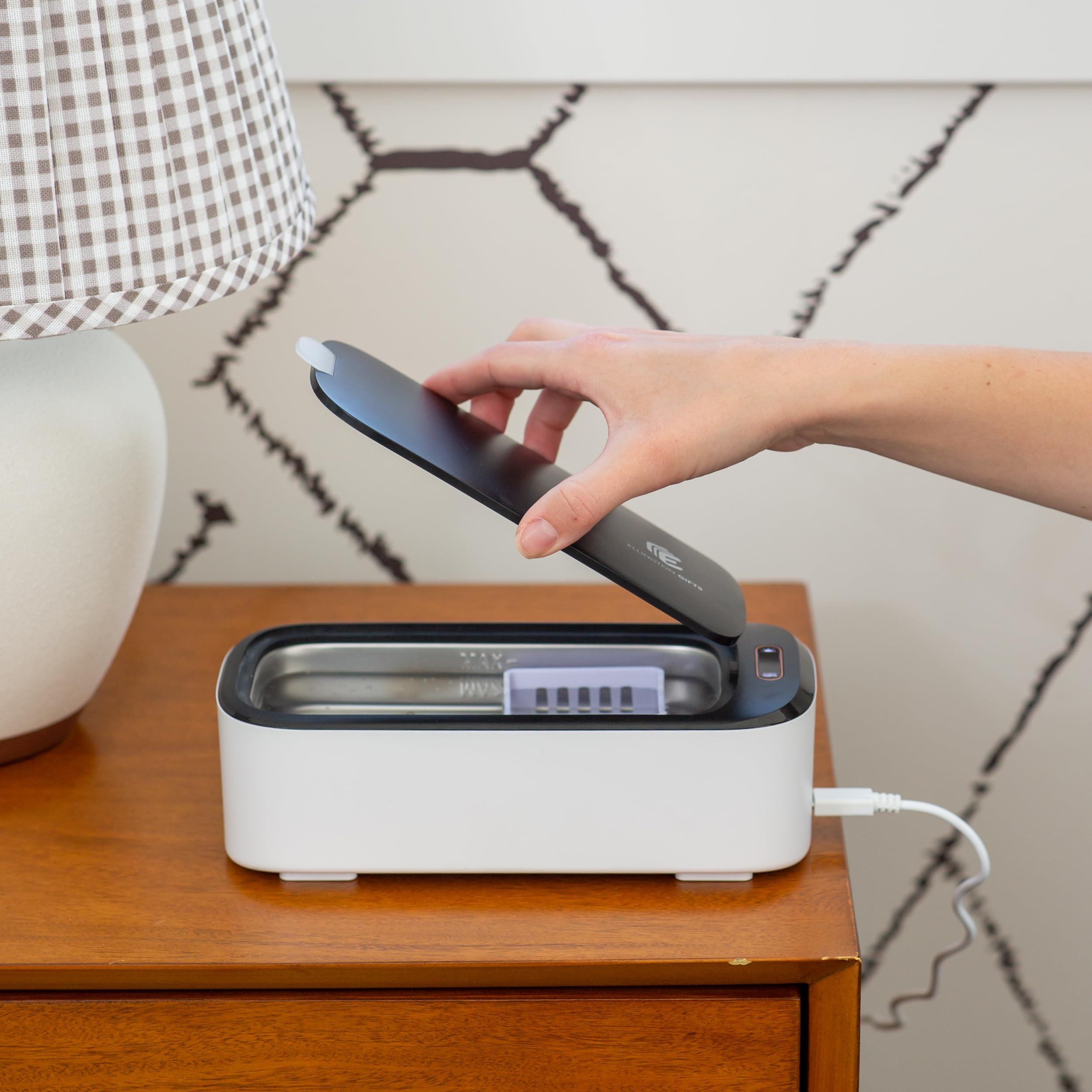 UV-C Ultrasonic Jewelry Cleaner - 46KHz Portable Sonic Cleaning Device with 18Oz Capacity for Jewelry, Necklaces, Watches, Dentures & Aligners | Perfect for Home, Travel & Professional Jewelry Care