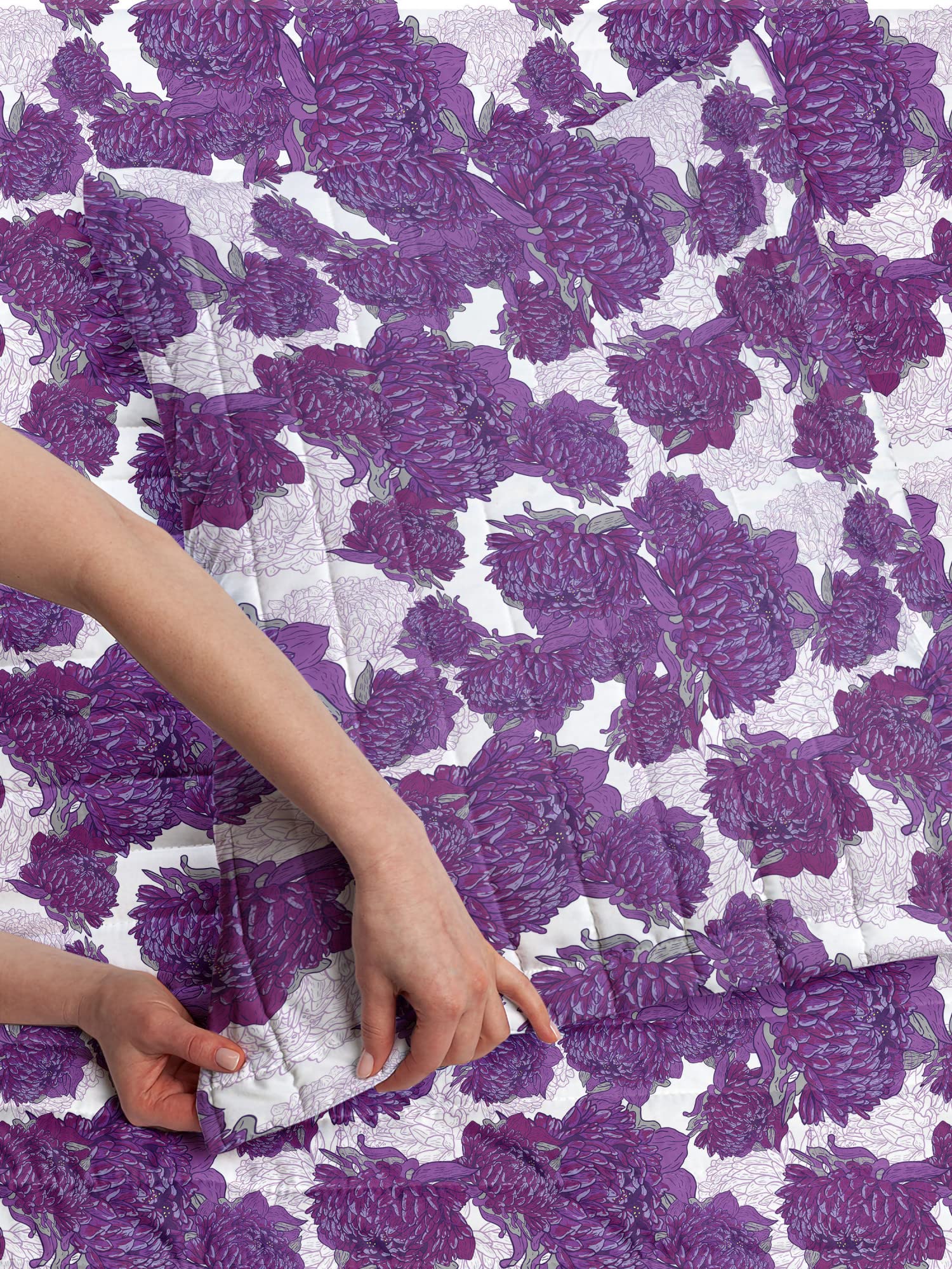Ambesonne Mauve Microfiber Bedspread Set - Vibrant Allium Flower Petals Design, Abstract Bohemian Style, Queen Size Purple & White Bedding with Pillow Shams & Comforter | Perfect for Bohemian Bedrooms, Guest Rooms & Cozy Home Decor