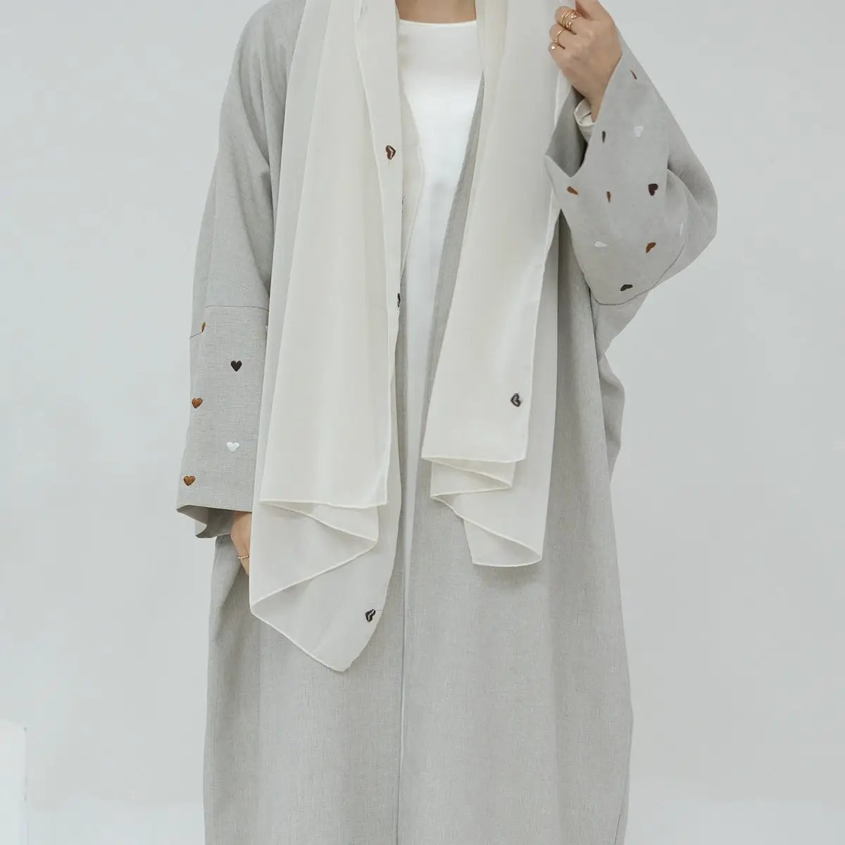 Elegant Heart Embroidery Cardigan Open Abaya Dress for Women - Boho Chic Muslim Fashion for Prayer, Home & Special Occasions