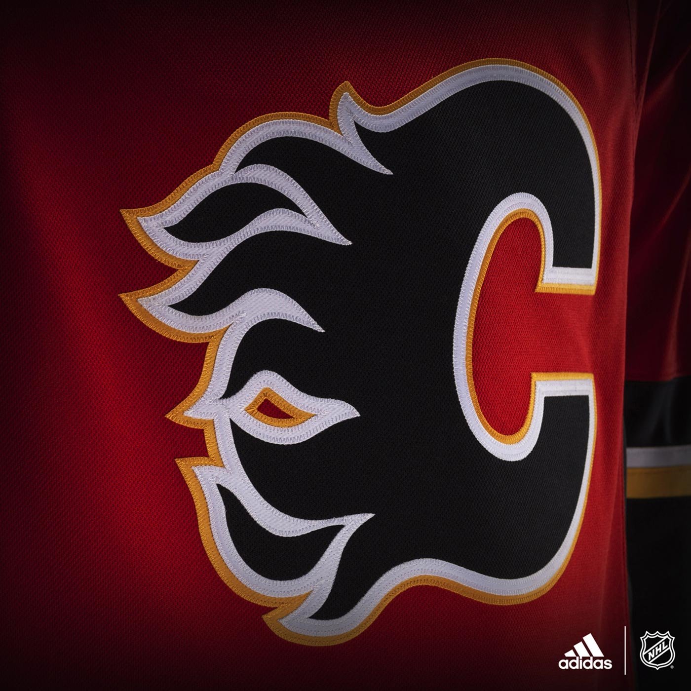 Official Calgary Flames NHL Authentic Pro Home Jersey - Men's Hockey Sweater for Games & Fan Events - Perfect for NHL Matches, Sports Bars & Gift Giving