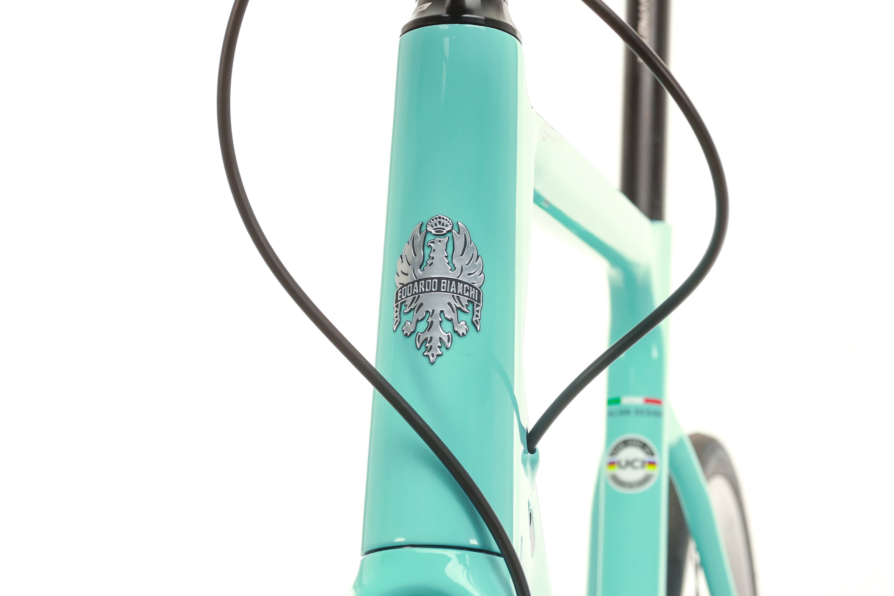 Bianchi Sprint Rival AXS 12-Speed Road Bike 2023 - 61cm Carbon Frame for Racing & Endurance Training | Perfect for Competitive Cyclists & Long-Distance Rides