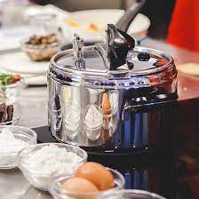 LAGOSTINA 3.5L Pressure Cooker - Stainless Steel, Blemished Packaging with Full Warranty (Model 8900520844) - Perfect for Quick Meals, Soups & Family Cooking