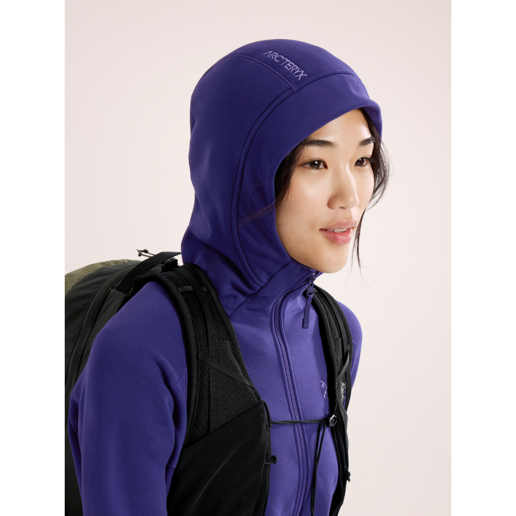 Arc'teryx Women's Kyanite Hoody - Lightweight Fleece Jacket for Hiking, Camping & Outdoor Adventures - Water-Resistant & Breathable Midlayer for Cold Weather