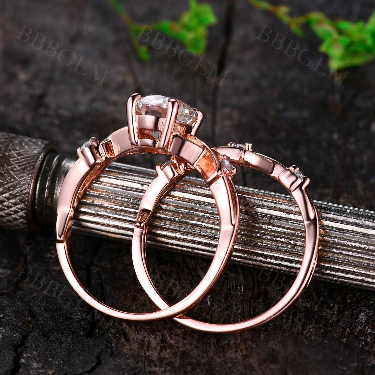 2PCS Twig Vine Oval Moissanite Solitaire Engagement Ring Set for Women - 1.5CT Oval Cut Rose Gold Wedding Band - Perfect for Proposals, Anniversaries & Bridal Jewelry