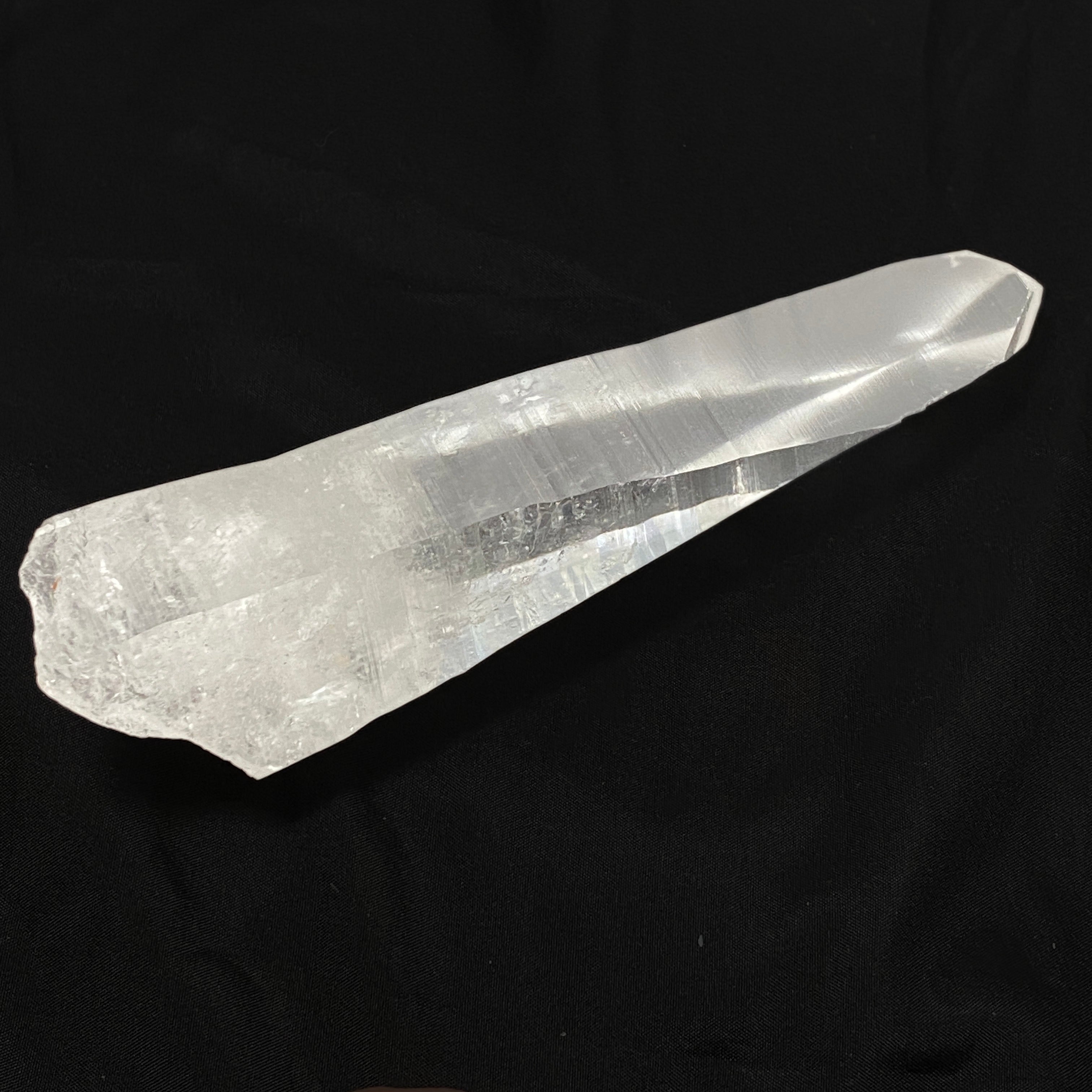 Lemurian Seed Crystal 205x55mm 581g Natural Healing Stone for Meditation, Energy Work & Spiritual Growth - Perfect for Reiki, Chakra Balancing & Home Decor
