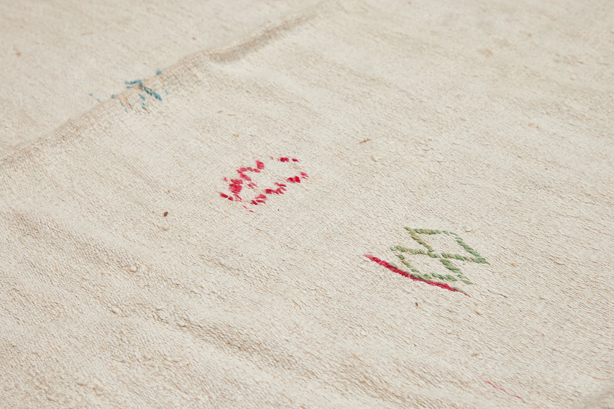 Premium Natural Hemp Carpet with Black & Colored Symbols - 5'11