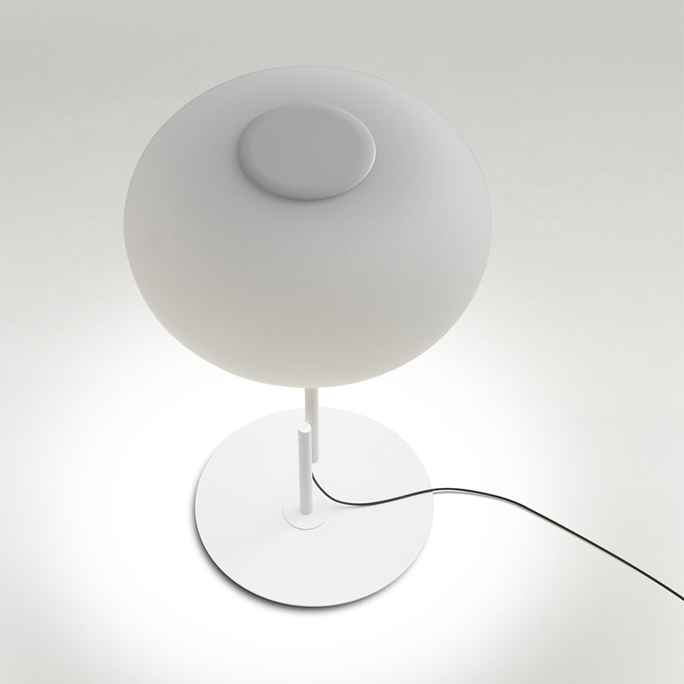 Vetra Table Lamp - Modern LED Desk Light for Home Office, Bedroom & Living Room Decor - Stylish Lighting for Reading, Working & Relaxing