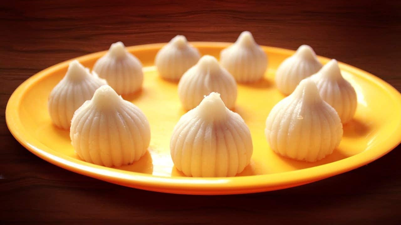 APOLLINE INDIA® Plastic Ganpati Modak Mould Set - 2 Piece Medium No.2 (2 Fold Modak Maker) for Ganesh Festival & Indian Sweet Making | Perfect for Modak, Dumplings & Traditional Desserts