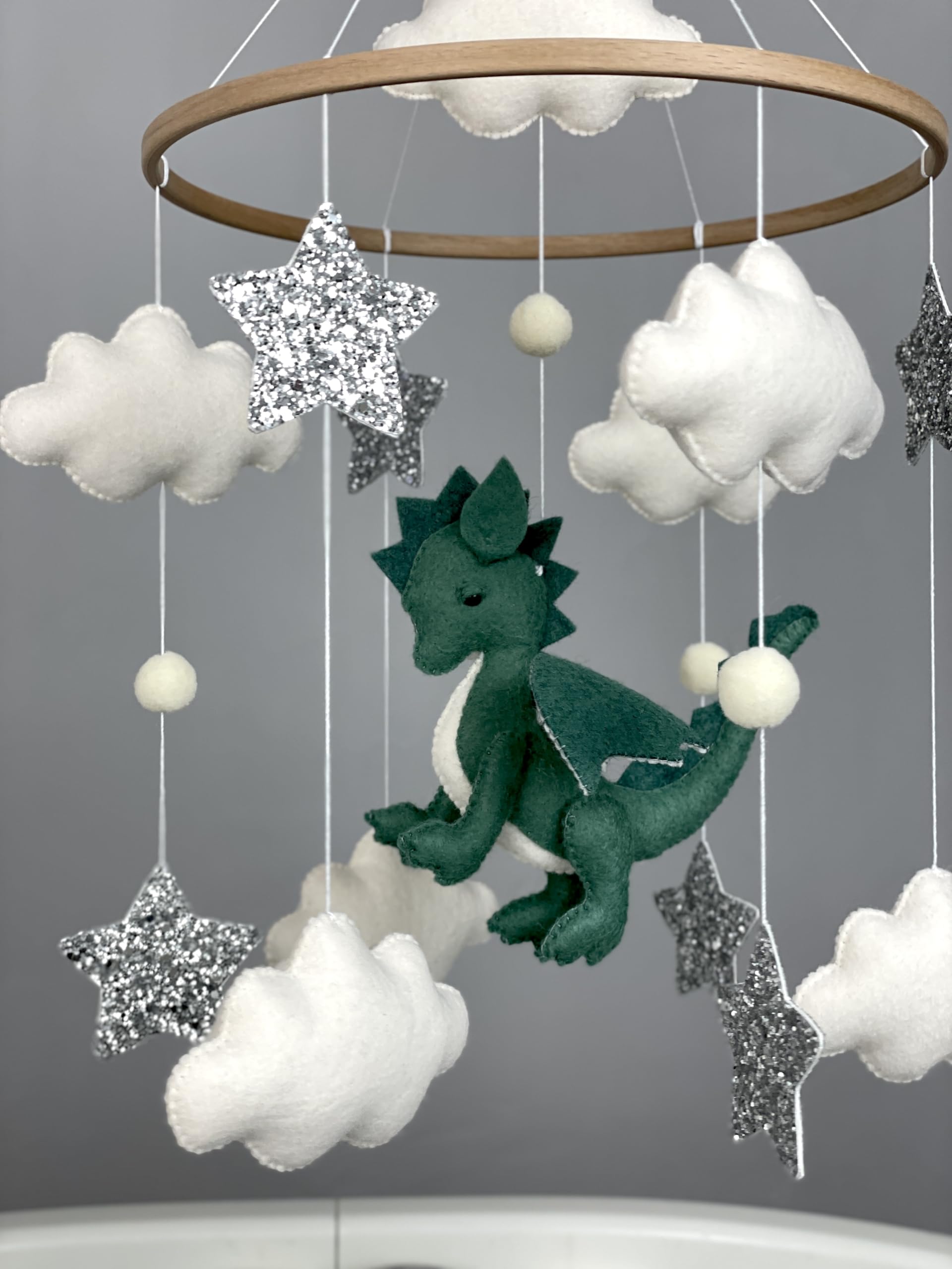 **Handmade Dragon Baby Crib Mobile – Fantasy Nursery Decor, Felt Hanging Mobile for Newborns – Perfect Baby Shower Gift & Nursery Room Decoration**    *(Use: Ideal for baby cribs, nurseries, and as a unique baby shower gift to create a magical fantasy atmosphere.)*