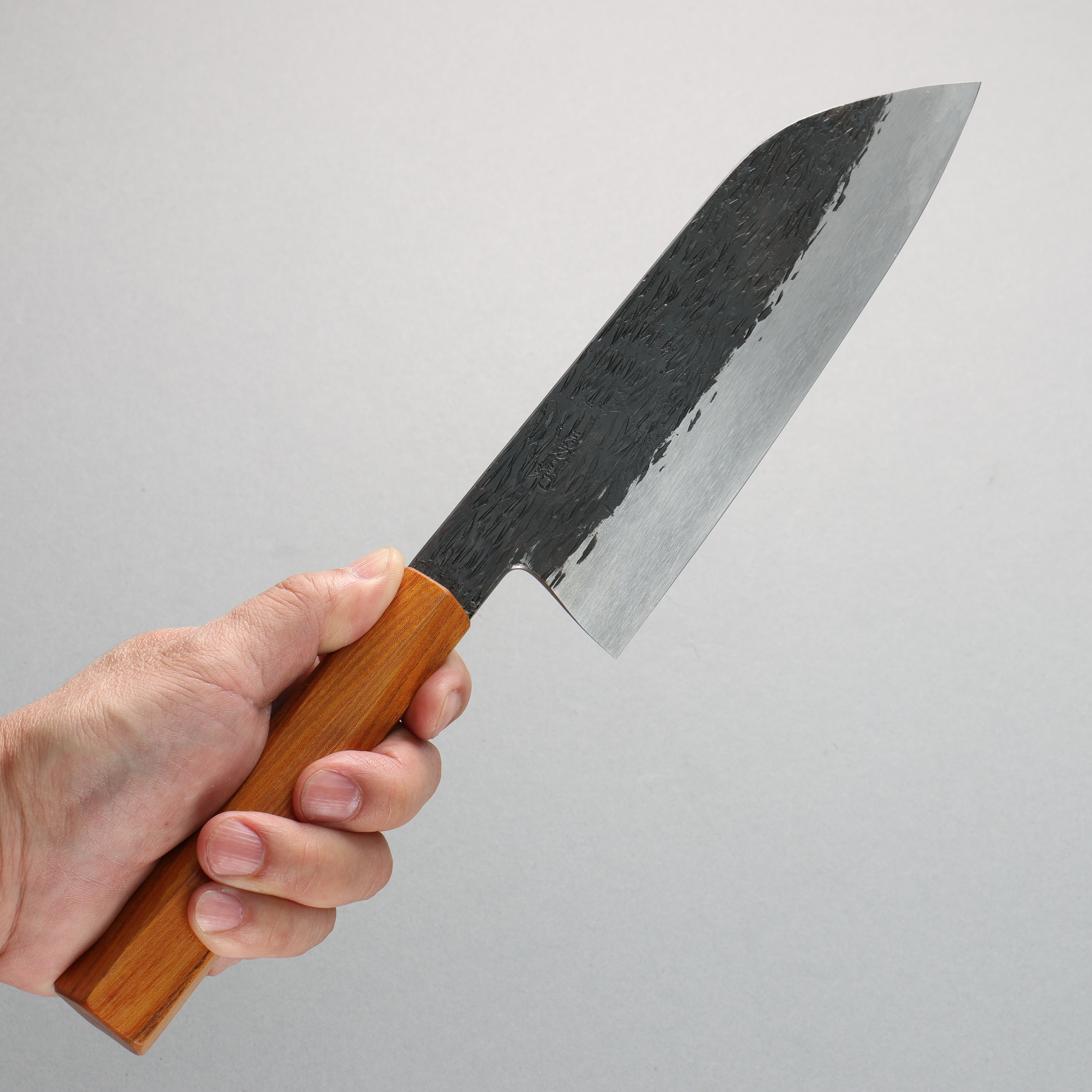 Premium Isamitsu Abe White Steel No.1 Hammered Santoku Knife 180mm - Japanese Elm Pentagonal Handle - Ideal for Slicing, Dicing & Mincing Vegetables & Meat