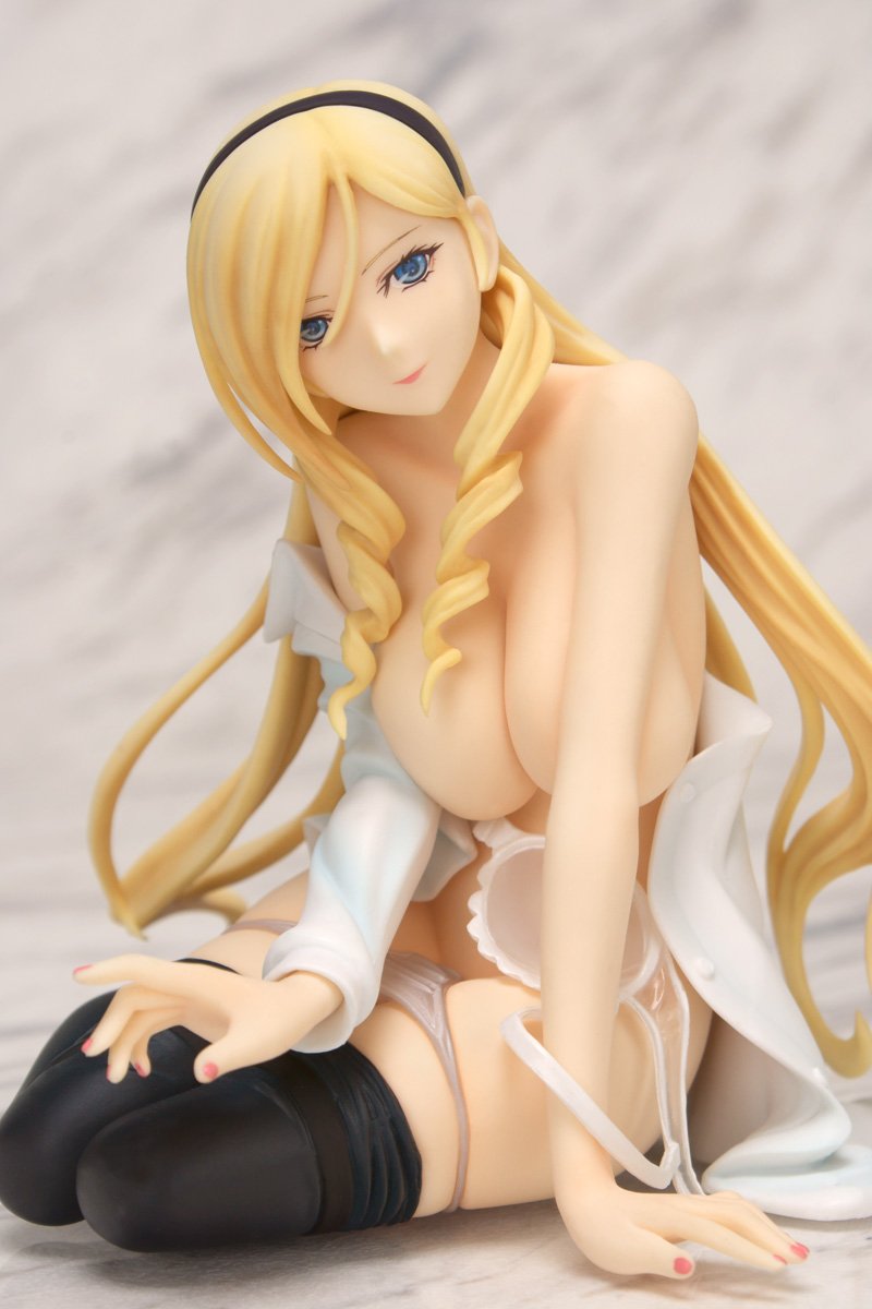 Walkure Romanze: Celia Cumani Aintree 1:8 Scale PVC Anime Figure - White Dress Version | Collectible Anime Character Model for Display & Decoration