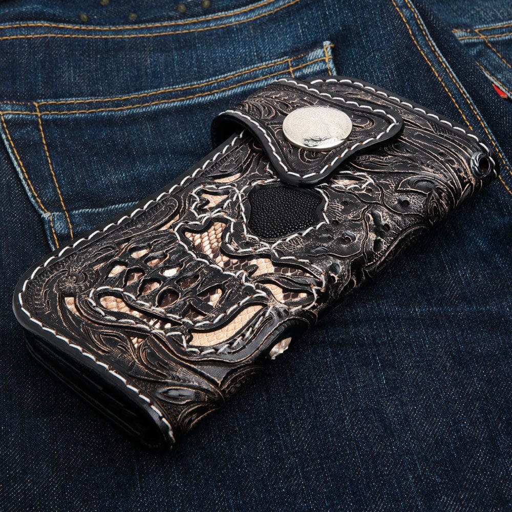 Devil Skull Genuine Leather Tooled Biker Wallet for Men - Handcrafted Gothic Motorcycle Wallet with Chain - Perfect for Bikers, Riders & Rock Fashion Enthusiasts
