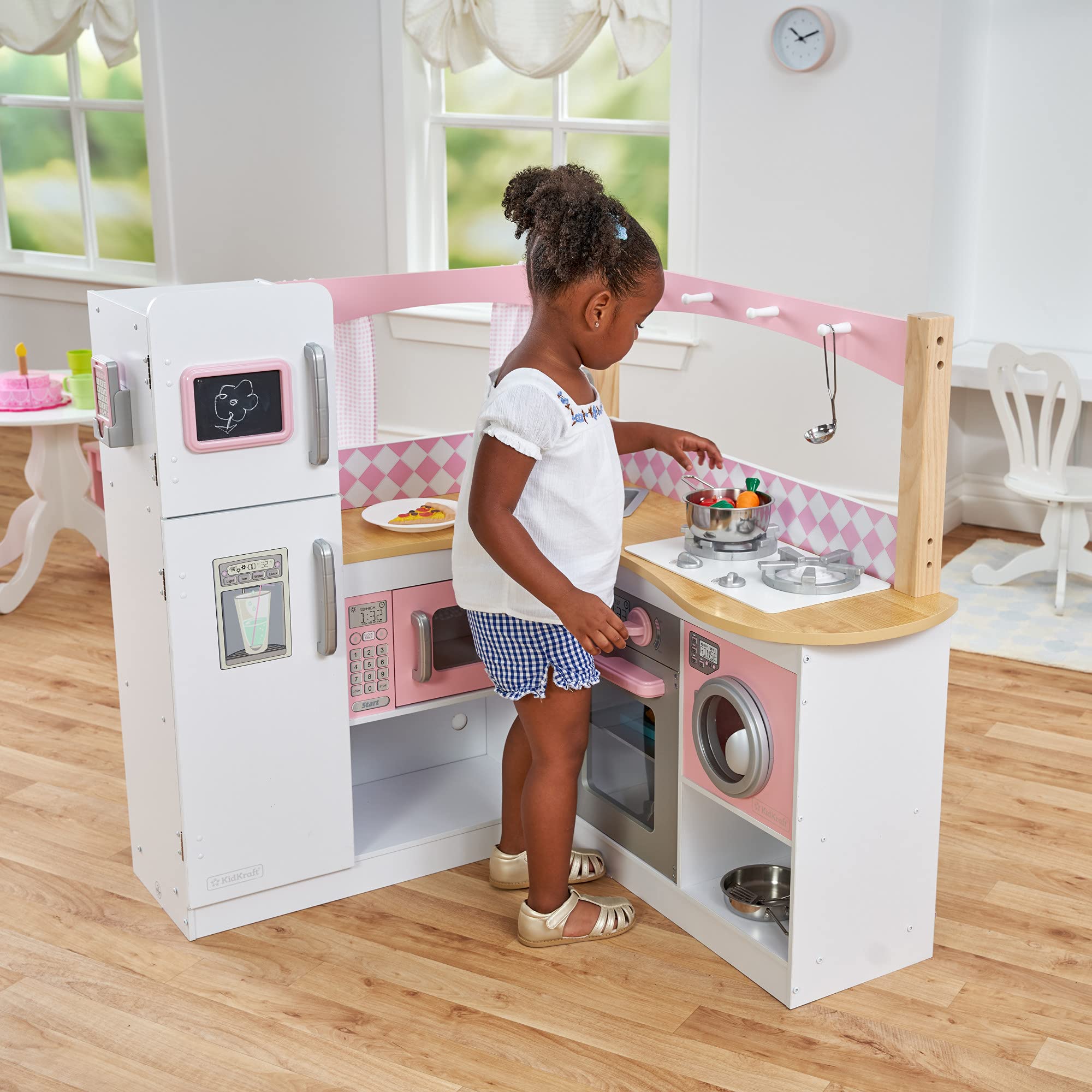 KidKraft Grand Gourmet Corner Wooden Play Kitchen Set with Washer, Chalkboard, Curtains & 4 Accessories - Pretend Play Toy for Kids Ages 3+ | Perfect for Imaginative Play, Birthday Gifts & Preschool Learning