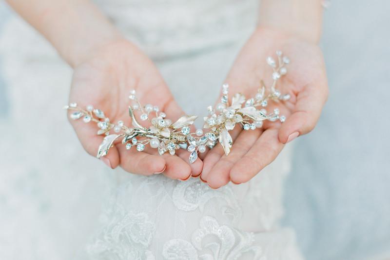 APRIL Silver Leaf Hair Clips Set - Elegant Hair Accessories for Women, Girls | Perfect for Weddings, Parties & Everyday Style