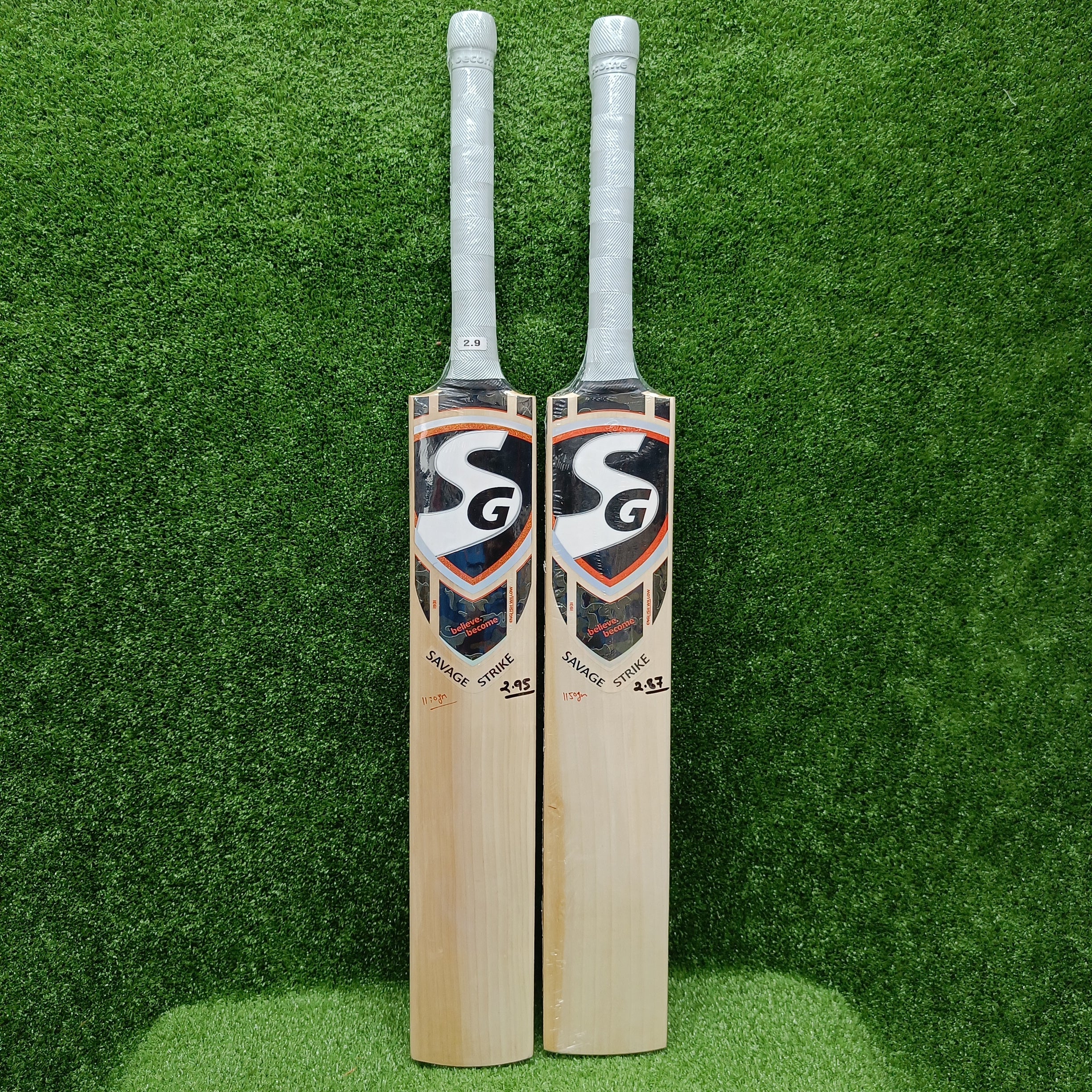 SG Savage Strike English Willow Cricket Bat - Premium Performance for Professional & Recreational Cricket Players - Perfect for Matches, Training & Backyard Practice