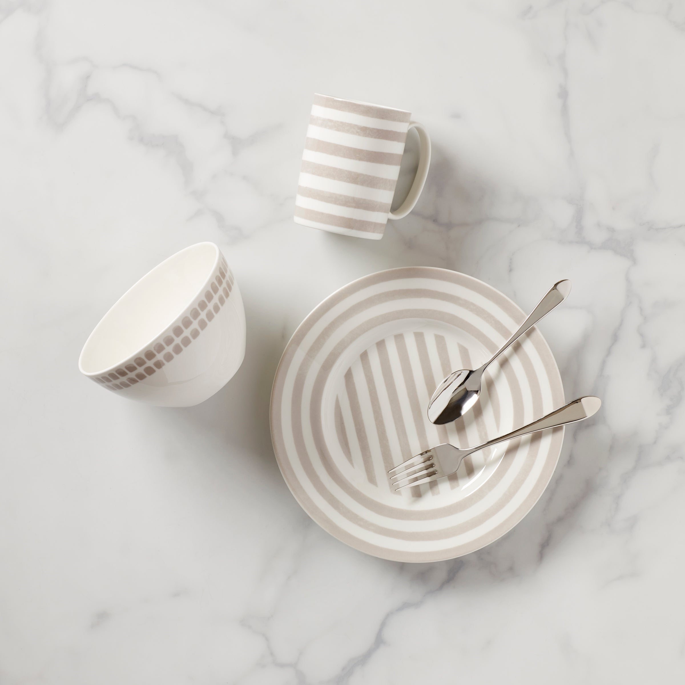Charlotte Street Grey 4-Piece Dinnerware Set - Elegant Stoneware Plates, Bowls & Mugs for Everyday Dining, Entertaining & Special Occasions