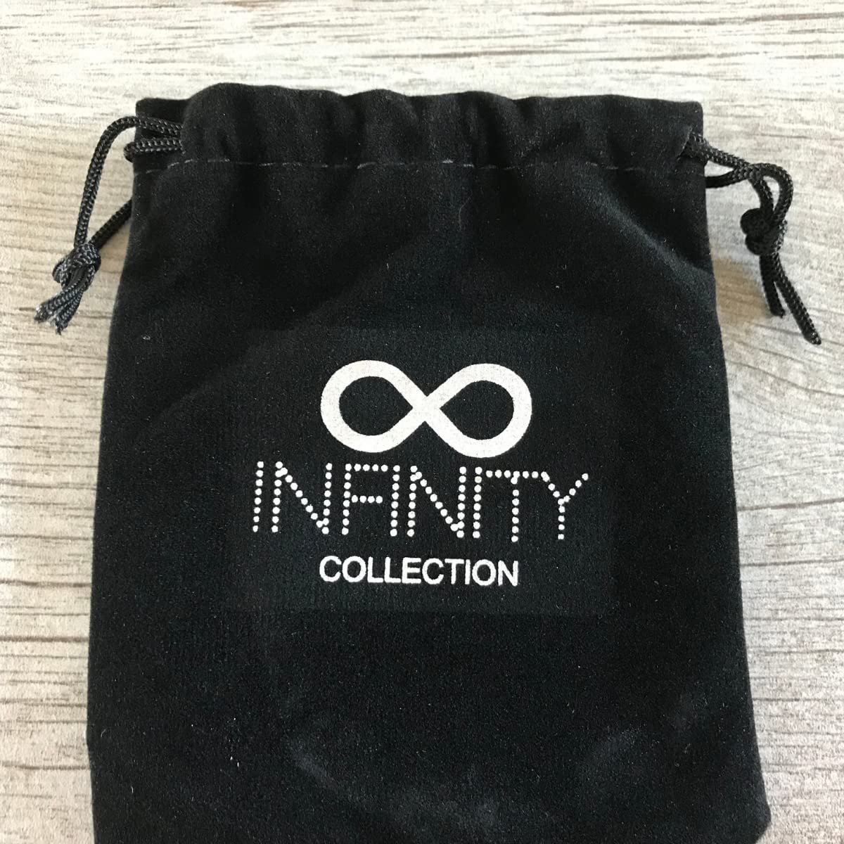Infinity Symbol Grandma Bracelet - Sterling Silver Charm Bracelet for Grandmothers, Nanas & Moms - Thoughtful Gift for Birthday, Mother's Day & Anniversary - Perfect for Family Reunions & Special Occasions