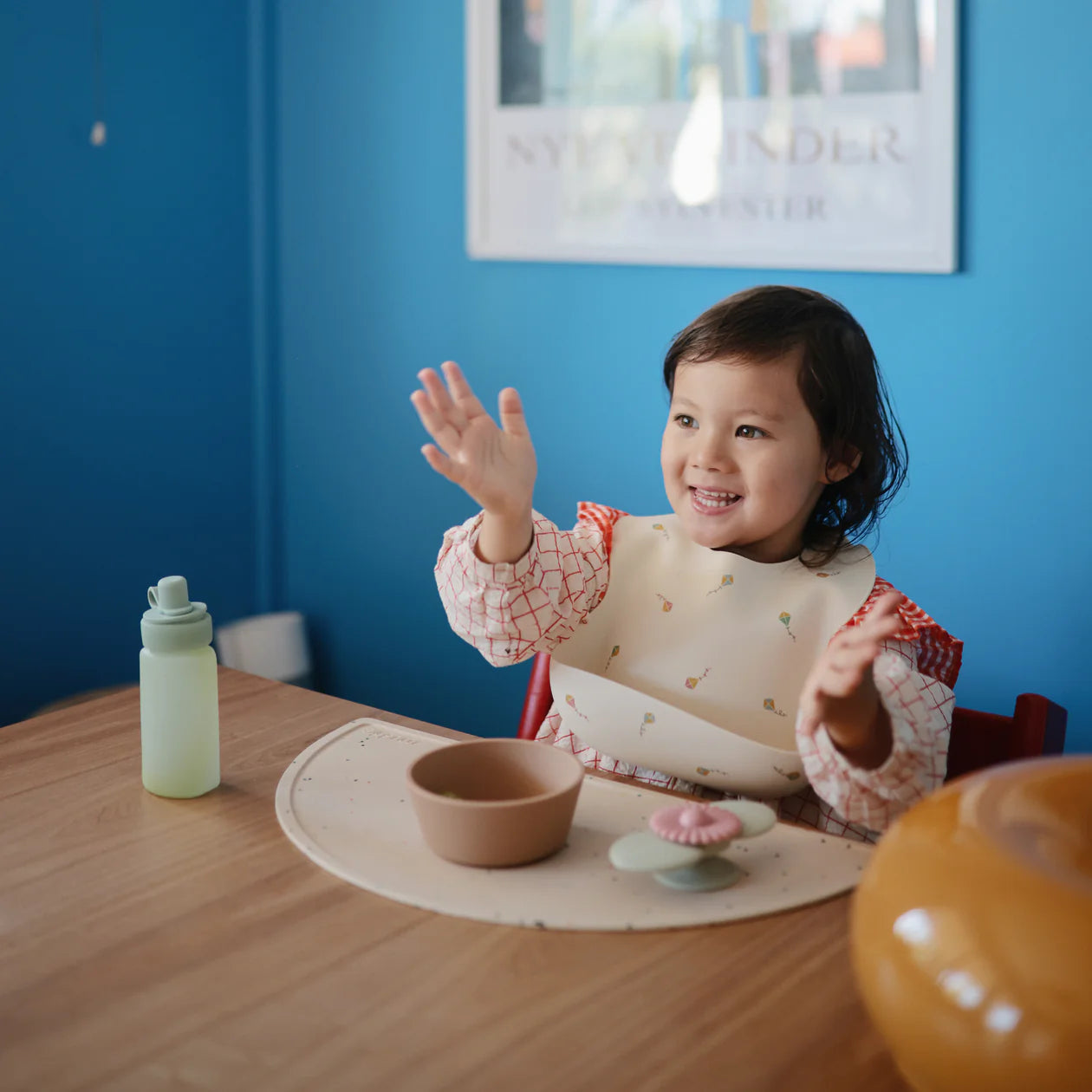 Mushie Silicone Baby Bib with Butterfly Design - Soft, Durable & Easy to Clean for Messy Mealtime - Perfect for Infants & Toddlers at Home or On-the-Go