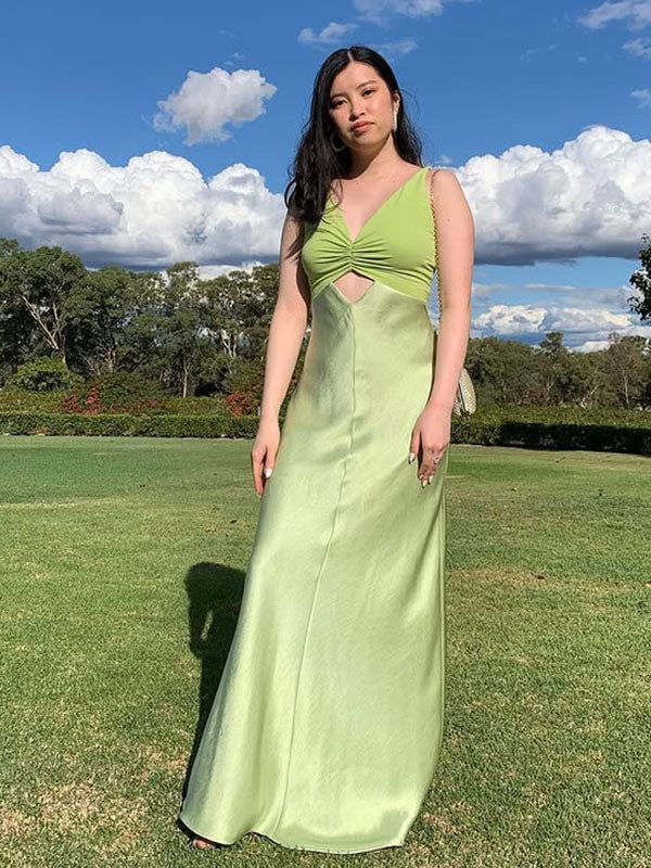 Elegant Green V-Neck Long Prom Dress for Evening Party - J5735 | Perfect for Homecoming, Formal Events & Special Occasions