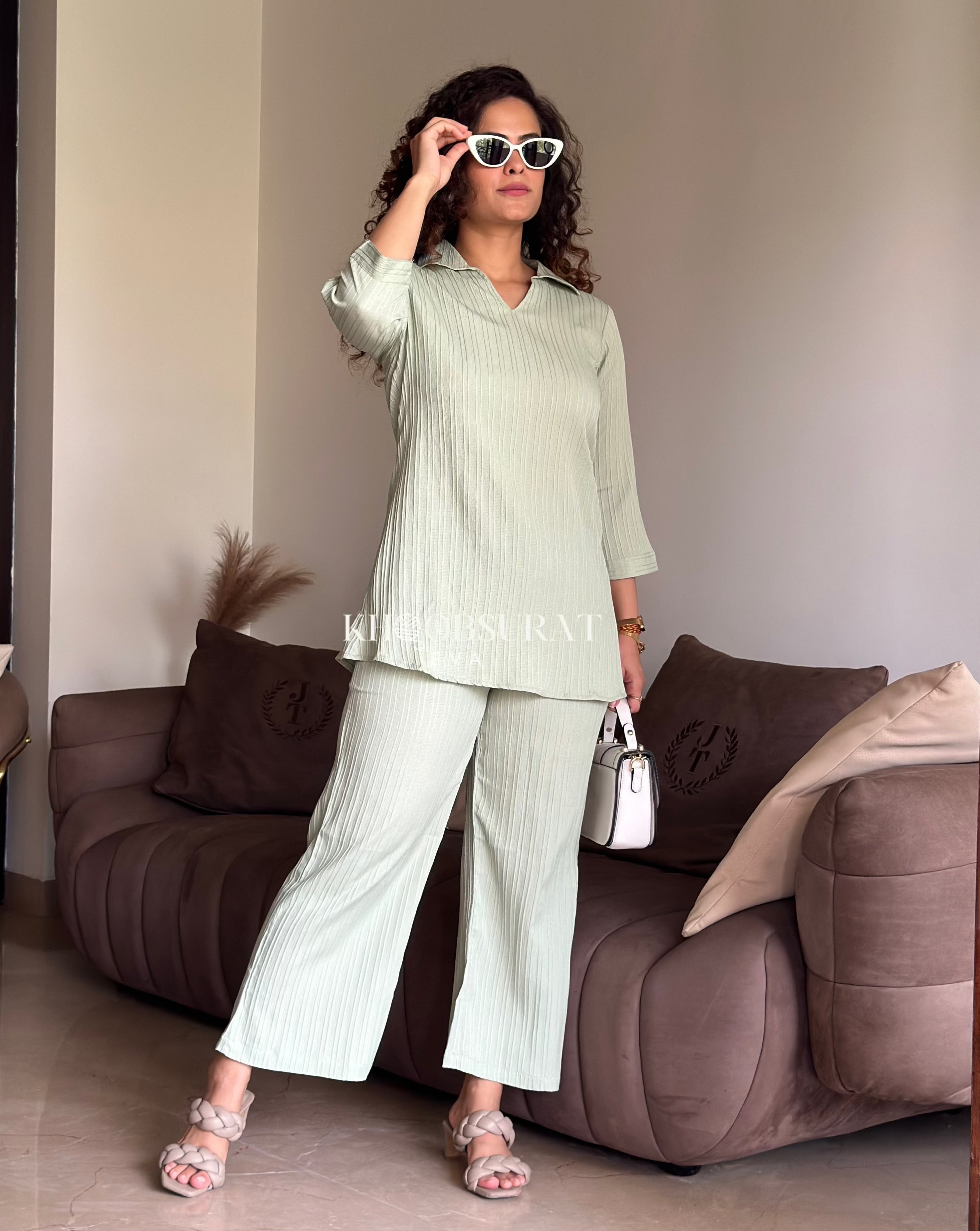 Stylish Urban Oasis Matching Outfit Set for Women - Perfect for Casual Wear, Street Fashion & Summer Vacations