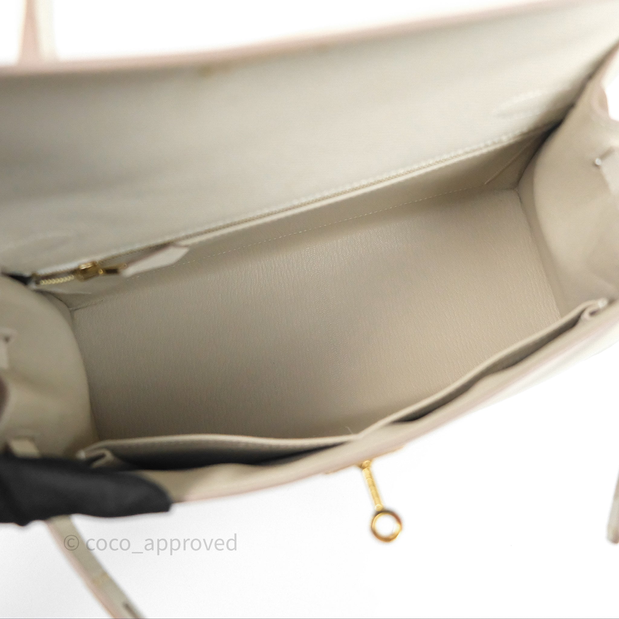 Authentic Hermès Kelly 28 Sellier Handbag in Craie Epsom Leather with Gold Hardware - Luxury Designer Tote for Women | Perfect for Work, Travel & Special Occasions
