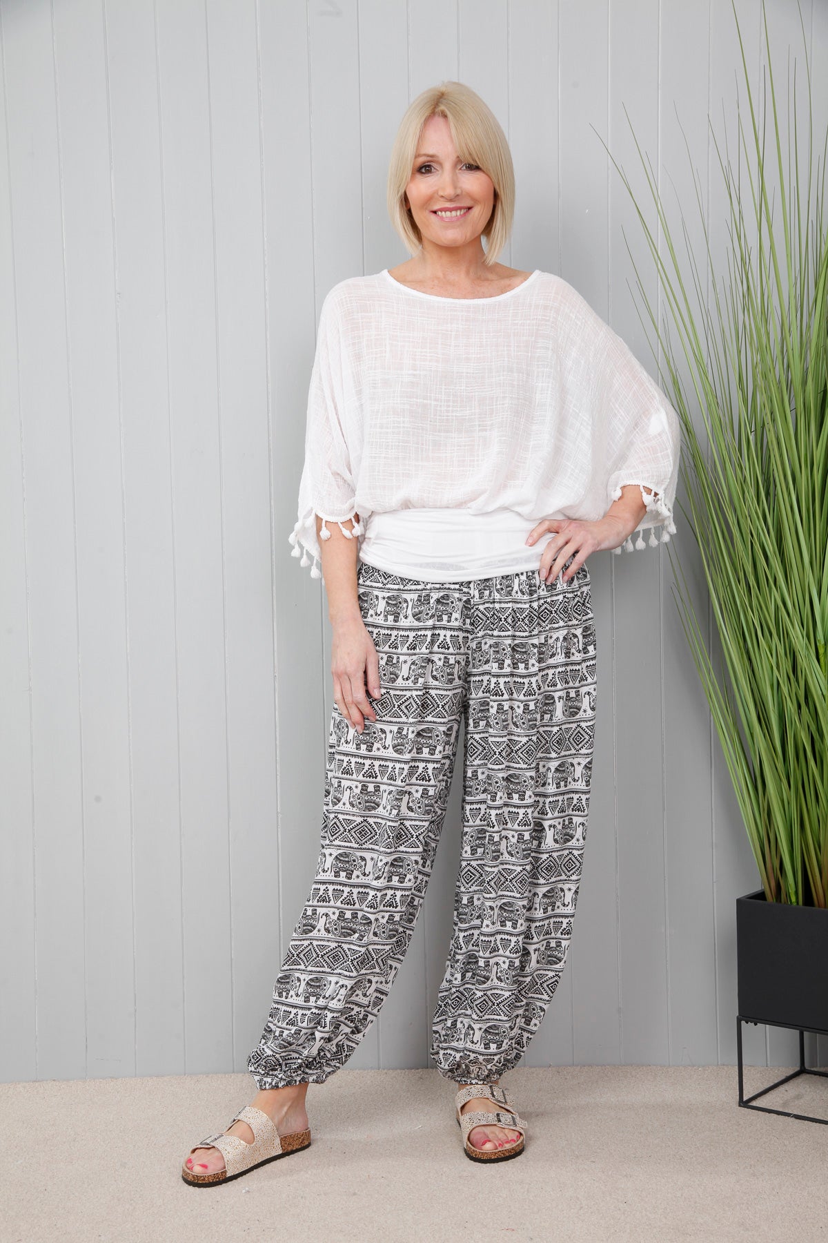 Elephant Print Harem Pants for Women - Comfortable White & Black Boho Yoga Pants - Perfect for Yoga, Meditation, and Casual Wear