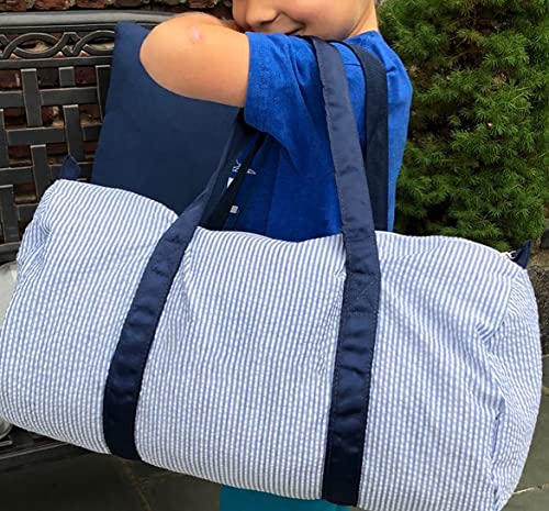 Kids Travel Overnight Bag - Lightweight Seersucker Weekender Duffel Carry On for Boys & Girls (Navy Blue) | Perfect for Sleepovers, Weekend Trips & Airplane Travel
