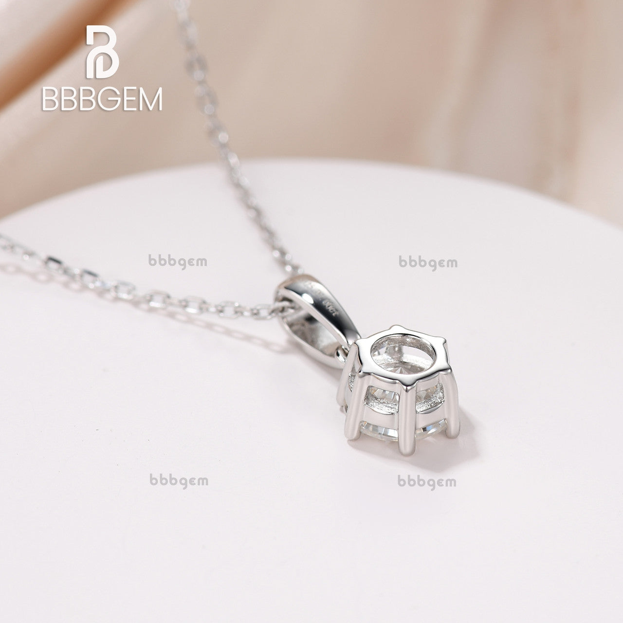 1 Carat Round Forever One Moissanite Solitaire Pendant Necklace in 18K White Gold - Minimalist Elegant Jewelry for Women, Perfect for Weddings, Anniversaries & Special Occasions