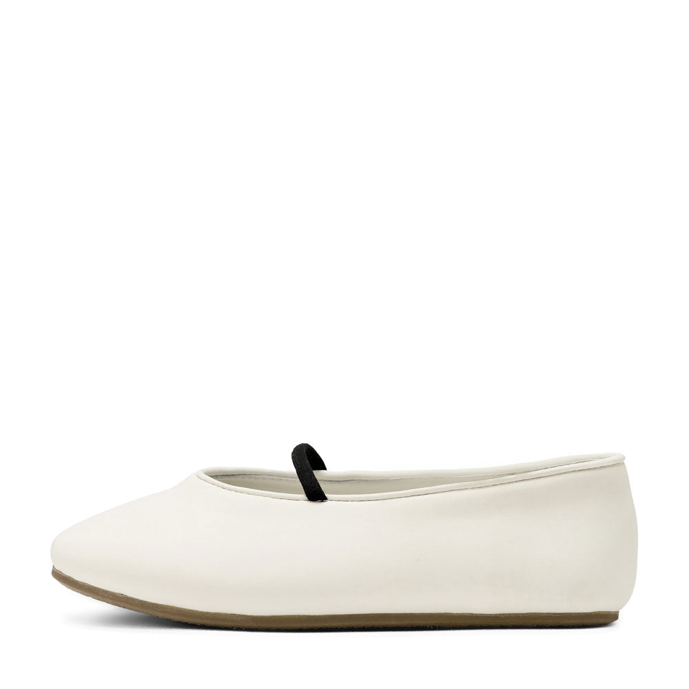 Daphne White - Elegant Women's Flats for Work, Casual & Wedding | Comfortable Slip-On Shoes for Office, Daily Wear & Special Occasions