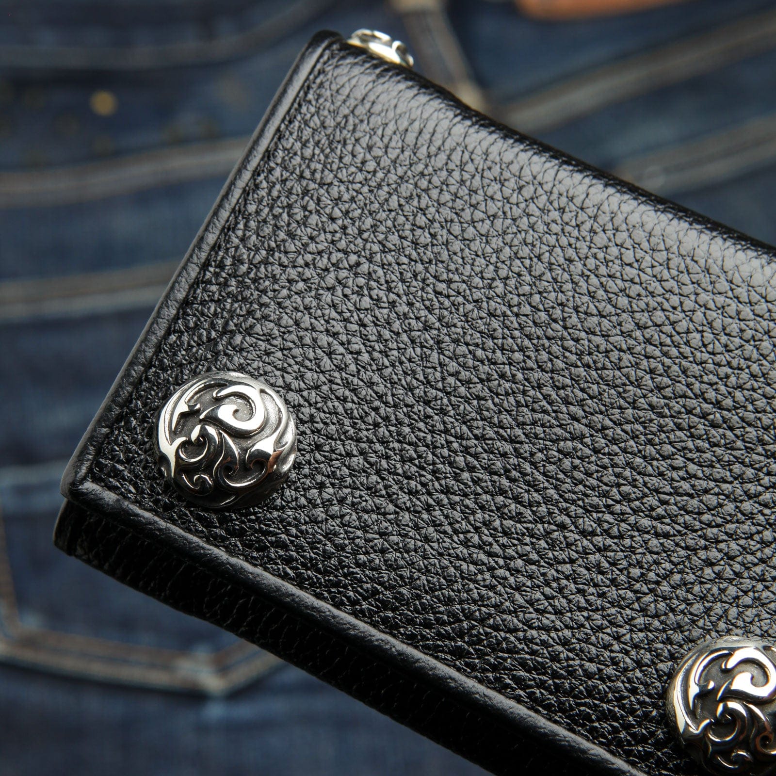 Authentic Cowhide Leather Biker Wallet for Men - RFID Blocking, Multiple Card Slots & ID Window - Perfect for Motorcycle Riders, Travel & Everyday Use