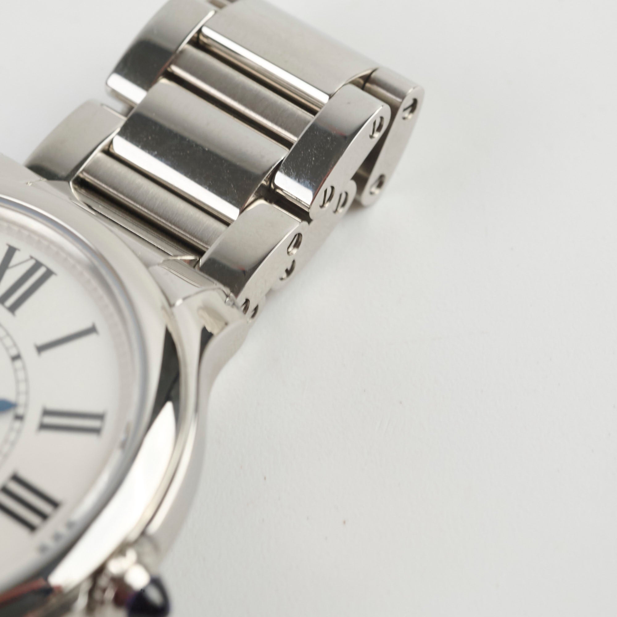 Cartier Ronda Must De Watch 36mm Stainless Steel WSRN0034 - Luxury Dress Watch for Women, Perfect for Business, Parties & Special Occasions