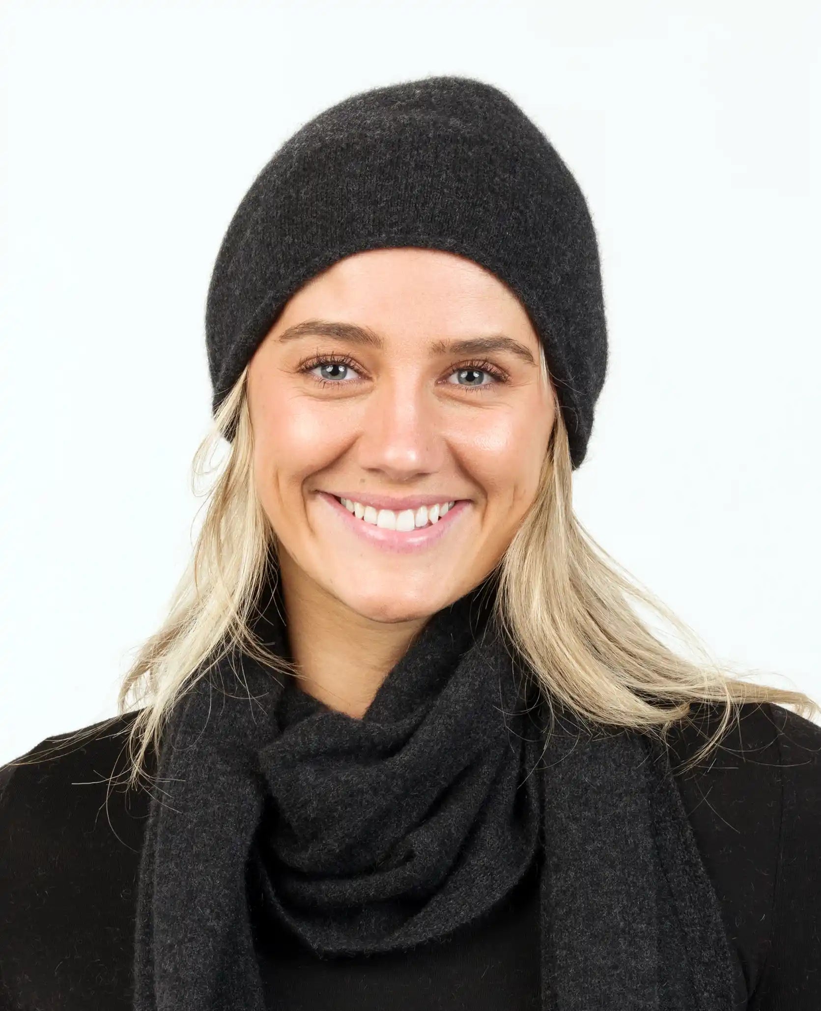 NX825 Premium Charcoal Travel Beanie - Warm Winter Knit Hat for Men & Women - Perfect for Outdoor Activities, Hiking, and Cold Weather Adventures