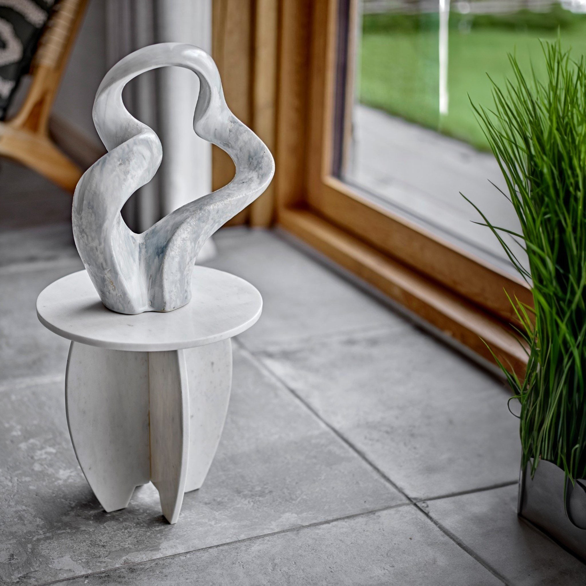 BLOOMINGVILLE Rouyi Sculpture - Handcrafted Stoneware Ceramic Home Decor in Elegant Grey | Perfect for Living Room, Office & Bookshelf Display