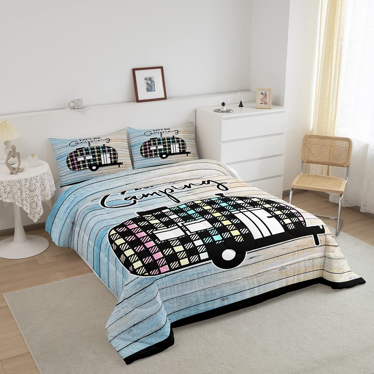 **Kids Farmhouse Style Camper Comforter Set - 3Pcs Queen Size Sports Theme Bedding for Boys & Girls, Cartoon Camping Car Pattern Quilt - Perfect for Bedroom, Dorm, and Sleepovers**