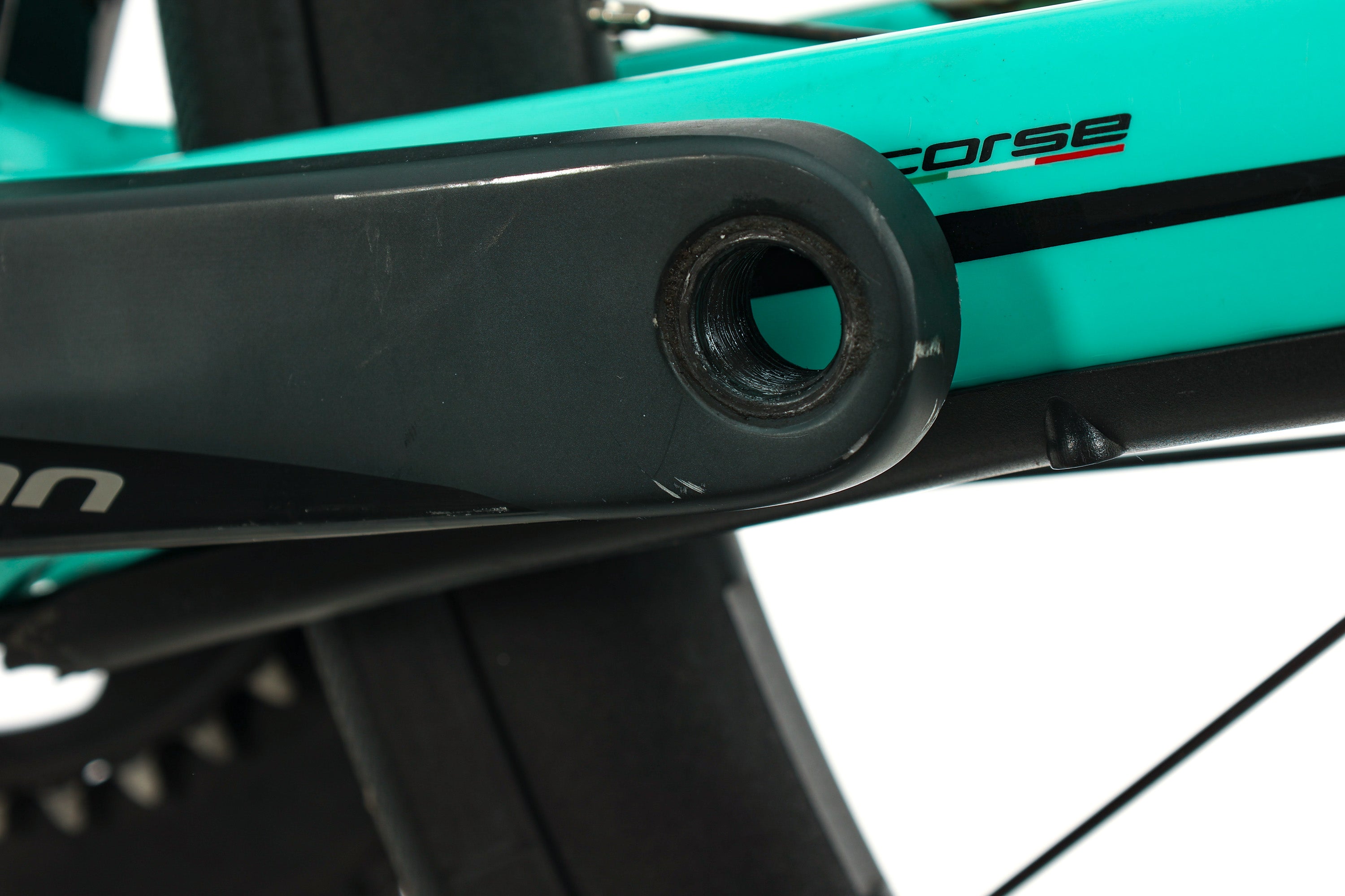 Bianchi Aria e Road Electric Bike 2019 - 53cm Carbon Frame for Commuting & Long-Distance Cycling