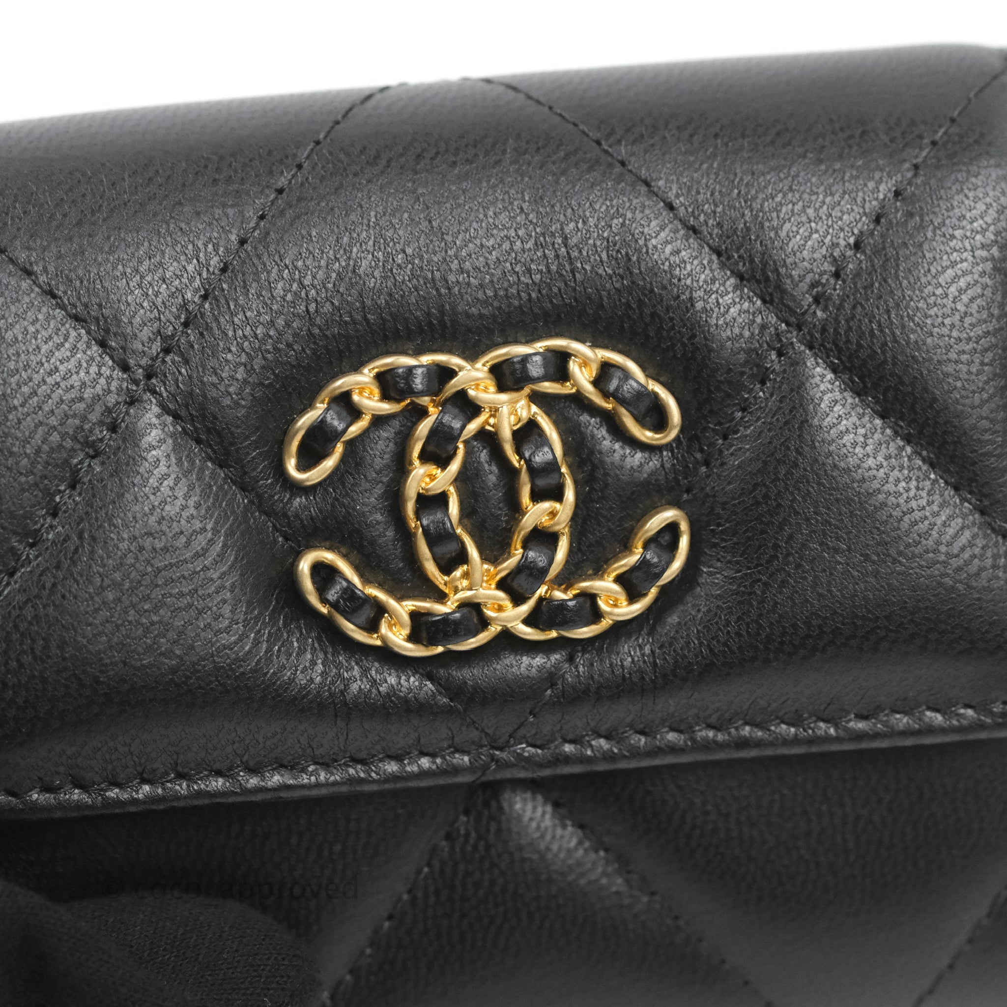 Chanel 19 Card Holder With Chain - Black Mixed Hardware Wallet for Women | Luxury Compact Credit Card Case for Everyday Use & Travel Essentials