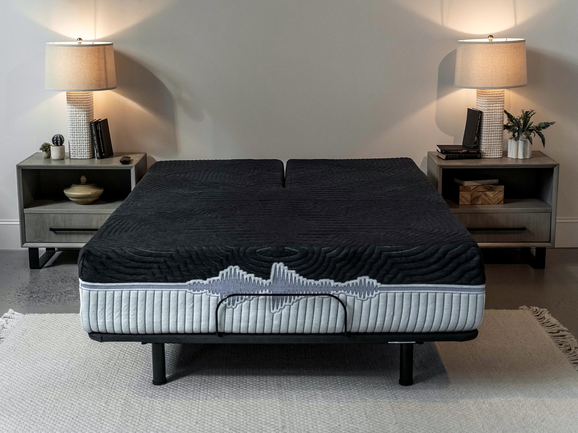 Good Vibe Sleep Adjustable Bed Frame - Queen Size Adjustable Base with Massage & Zero Gravity - Perfect for Back Pain Relief & Better Sleep