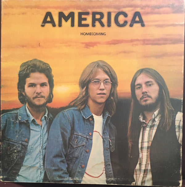 America - Homecoming LP Album (VG+ Condition) | Vinyl Record for Music Lovers, Collectors & Audiophiles | Perfect for Home Listening, Gifts & Vintage Collections