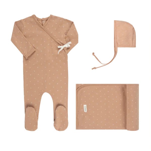 Elys & Co Premium Cotton Diamond Collection Baby Gift Box with Bonnet - Size 1M (0-3 Months) - Perfect for Newborn Photos, Christening, and Special Occasions
