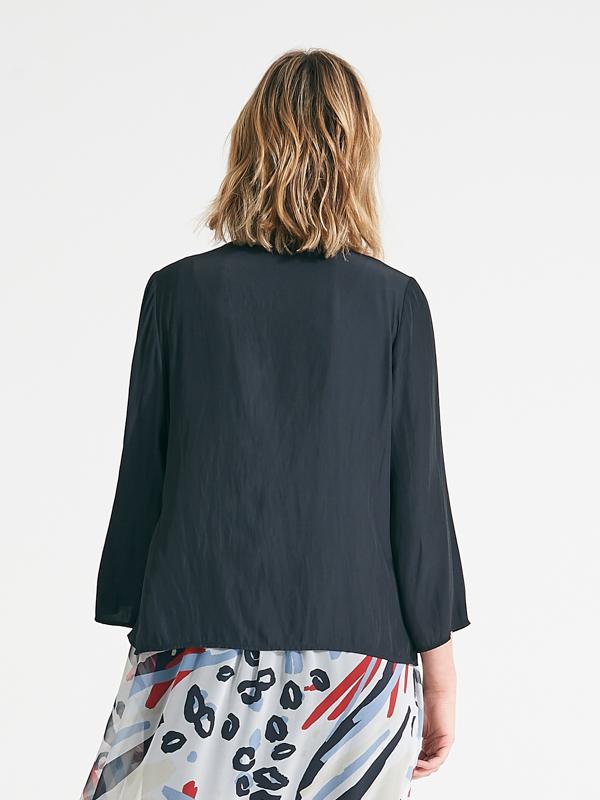 Briony Women's Jacket in Licorice Black - Stylish Outerwear for Fall & Winter Fashion, Outdoor Activities, and Casual Wear