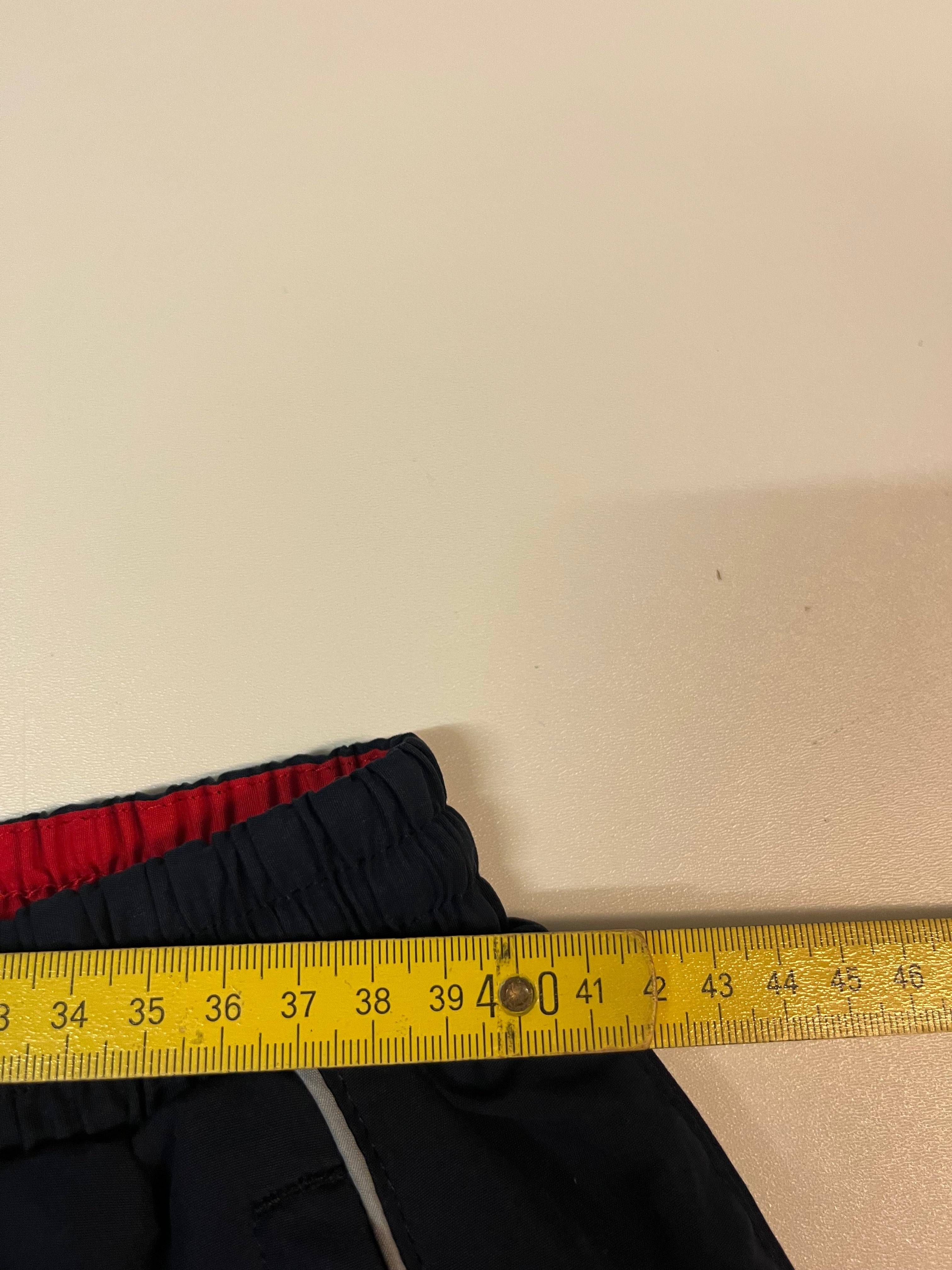 Vintage Umbro Trackpants - Men's XXL Retro Athletic Joggers for Running & Casual Wear | 90s Style Soccer Sweatpants (Model L 679) - Perfect for Gym, Lounge & Street Fashion