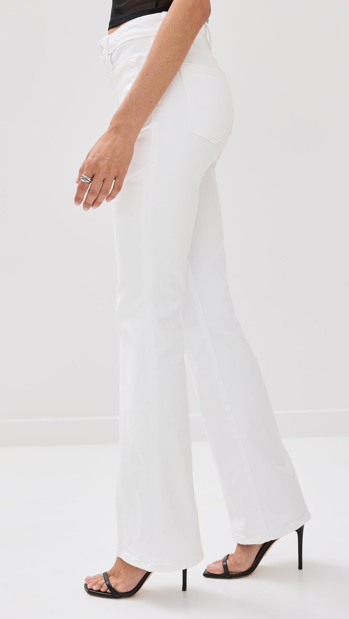 Good American Women's Classic Bootcut Jeans - High Waist Stretch Denim for Comfort & Style | Perfect for Casual Wear, Night Out & Everyday Fashion
