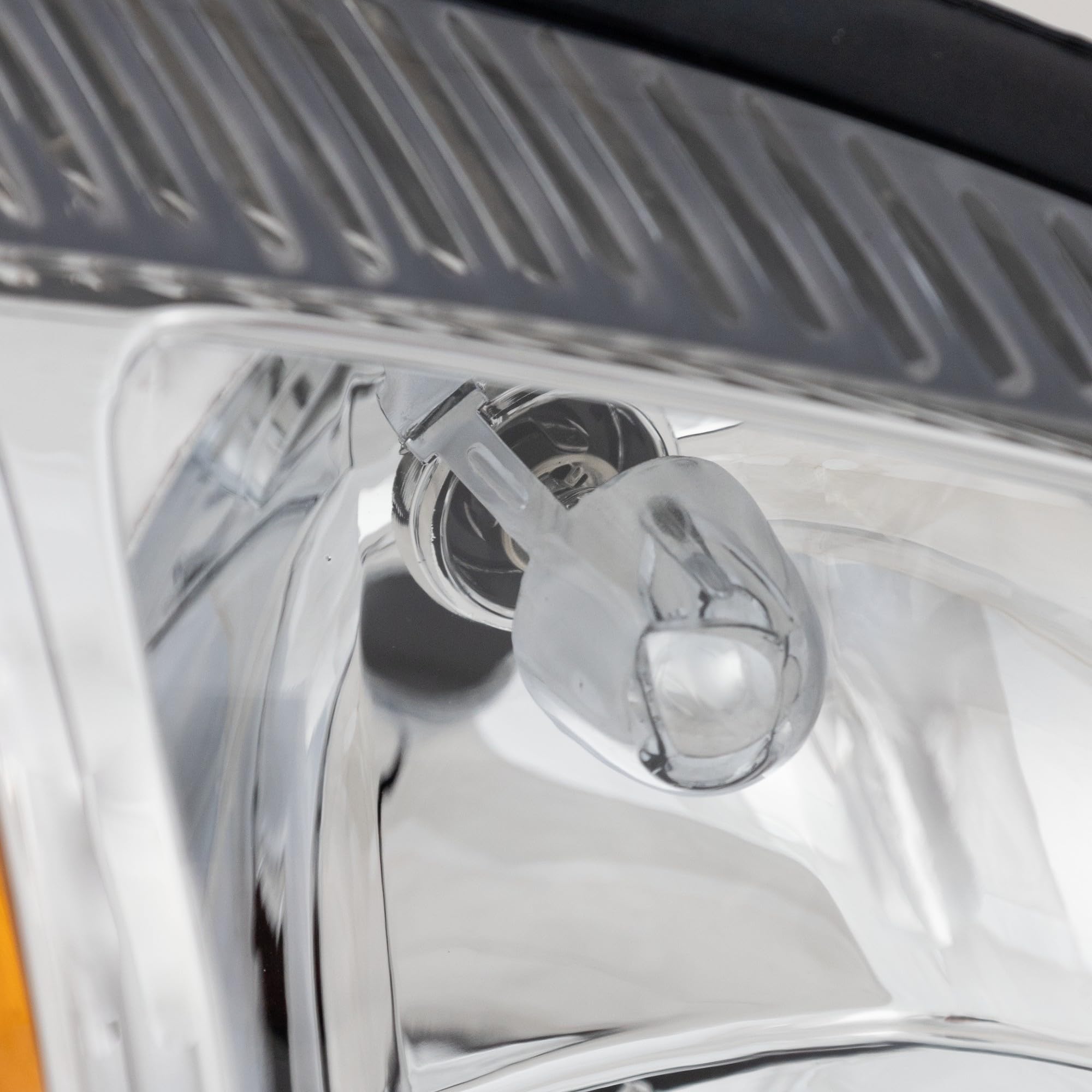 Go-Parts Replacement Headlight Assembly for 2004-2005 Cadillac DeVille - Right Passenger Side Halogen Headlamp - Perfect for Night Driving & Vehicle Restoration Projects