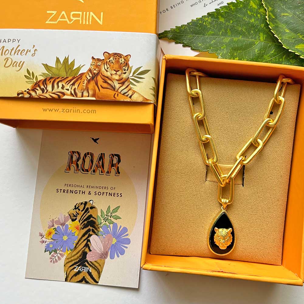 Tigris Charm Tiger Link Necklace with Genuine Malachite Stone - Elegant Jewelry Gift for Women, Perfect for Parties, Date Nights & Special Occasions
