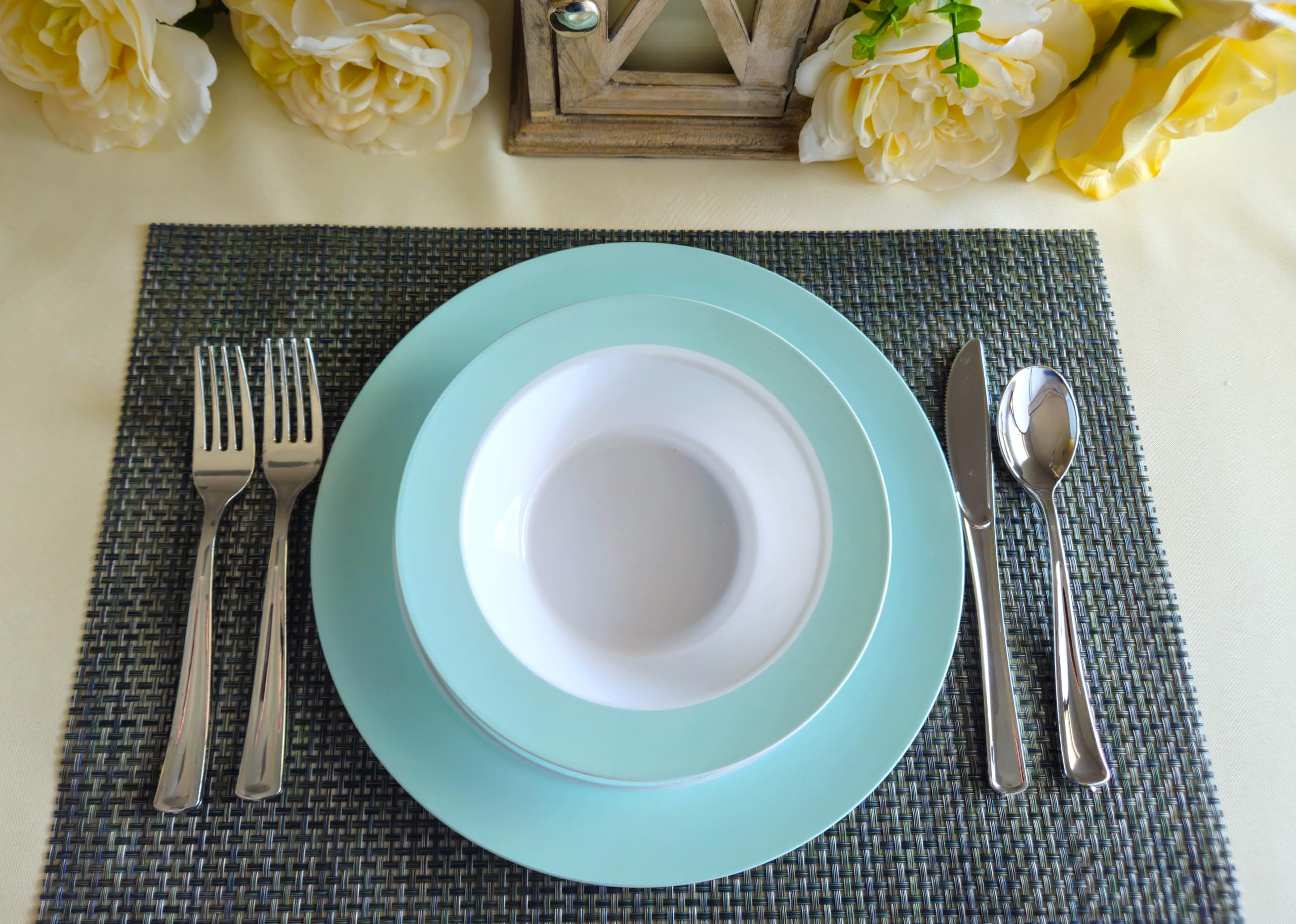 60-Pack Disposable Plastic Plates for Wedding & Party - 7.5