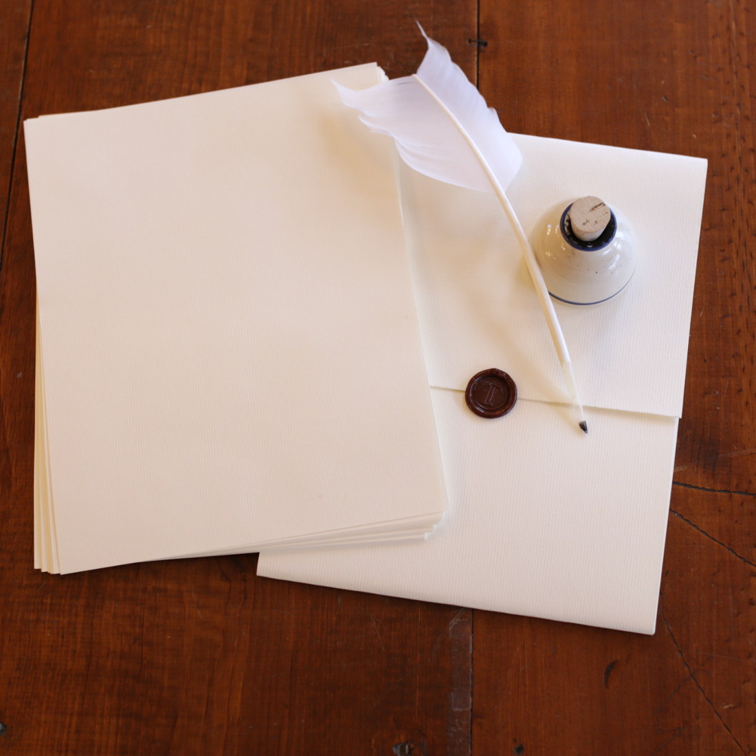 Premium Laid Writing Paper for Elegant Letters & Calligraphy – Perfect for Wedding Invitations, Thank You Notes & Formal Correspondence